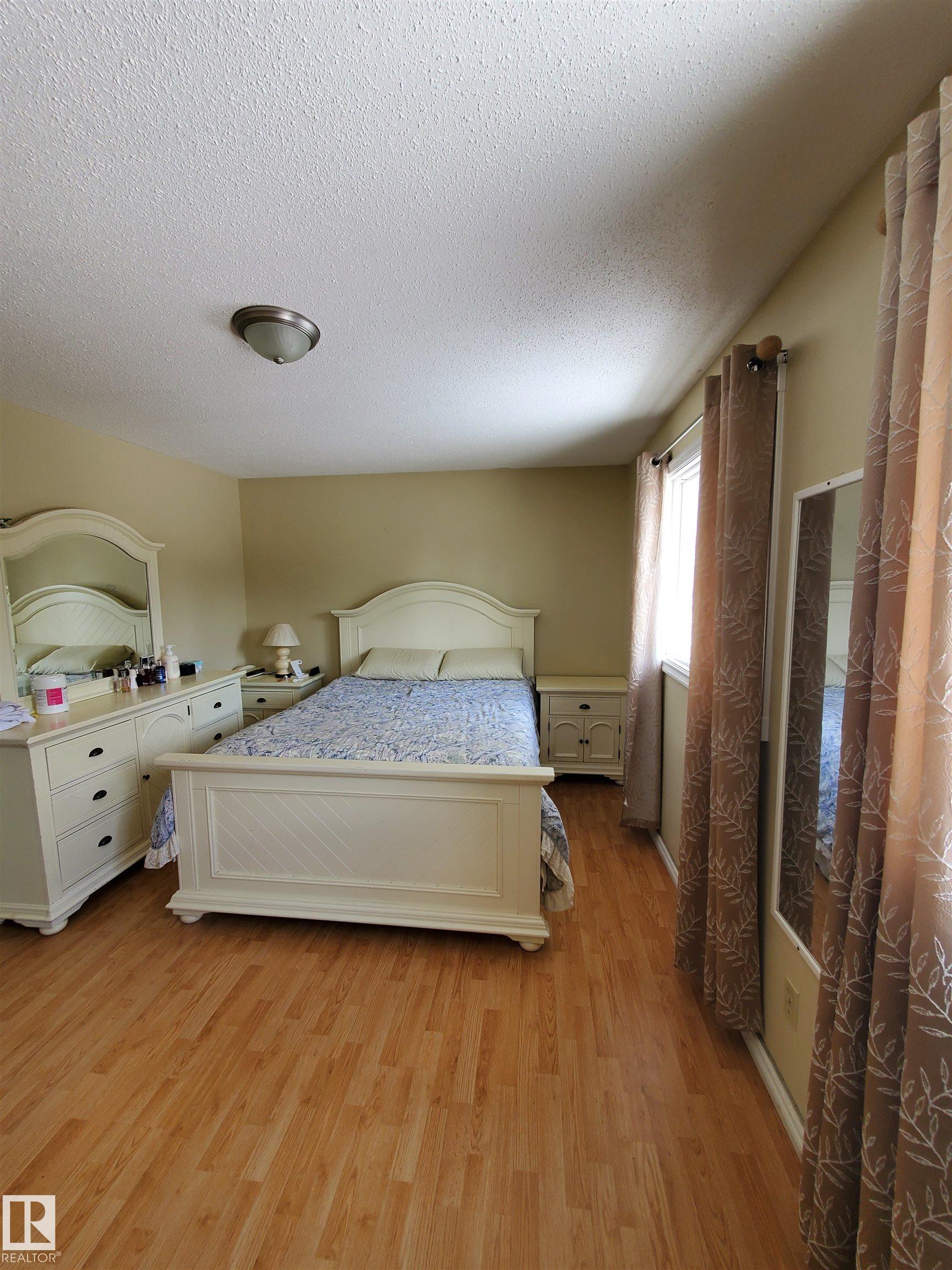 Photo 16 at 11814 157 Avenue NW, Dunluce, Edmonton