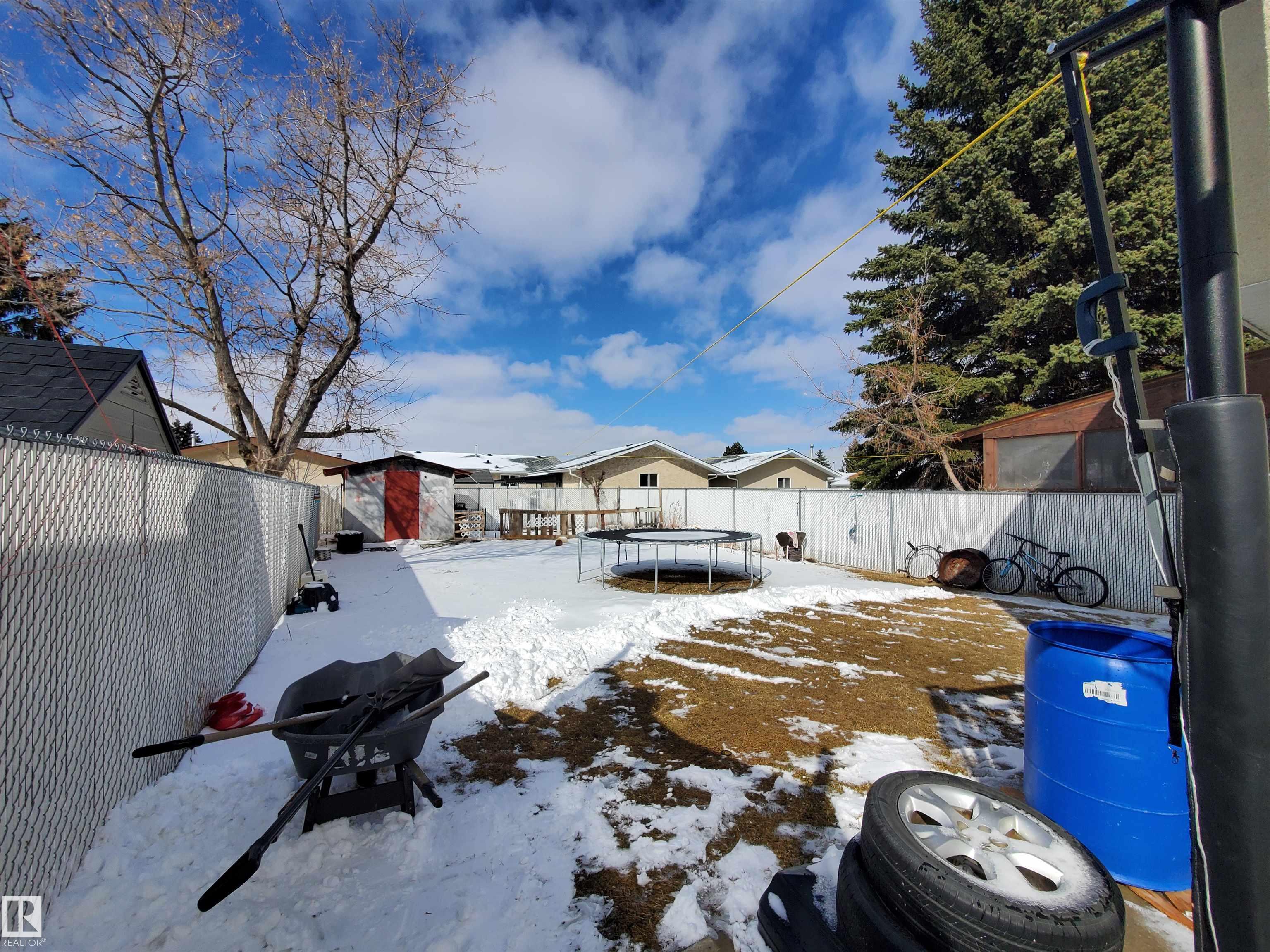11814 157 Avenue NW, Dunluce, Edmonton