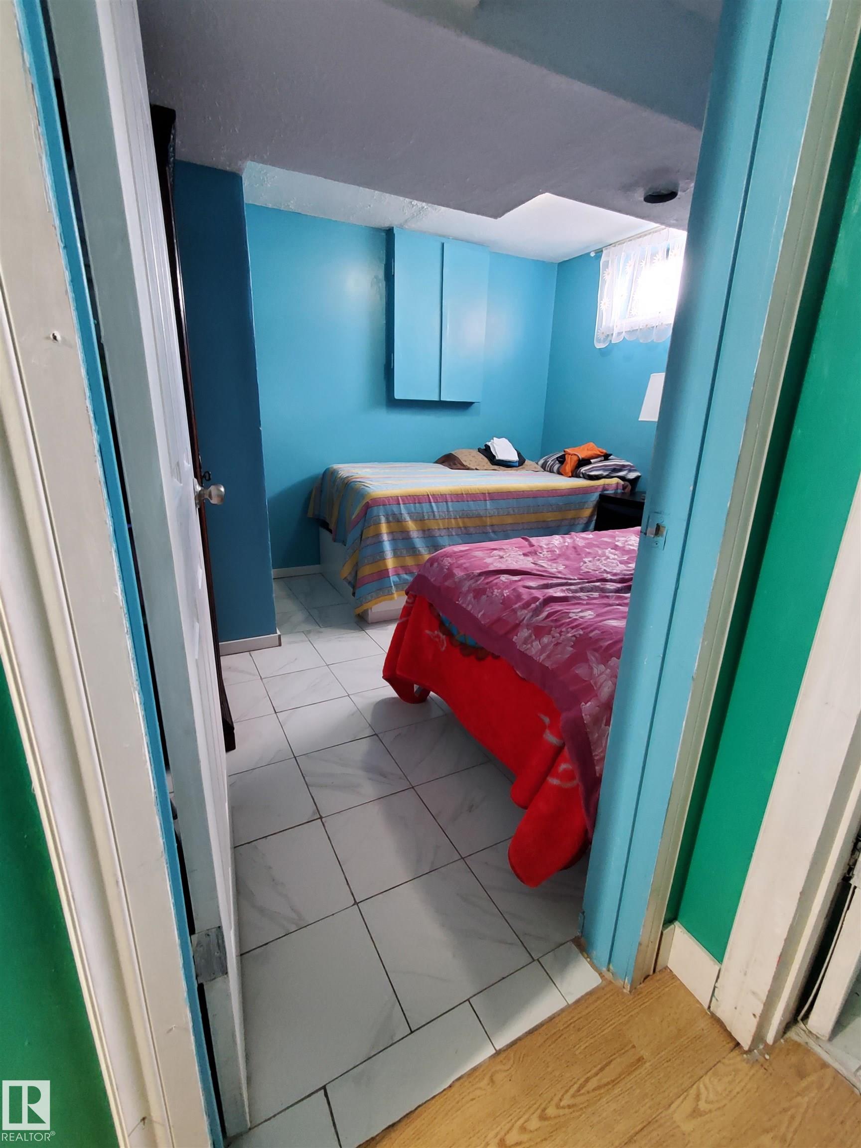 Photo 8 at 11814 157 Avenue NW, Dunluce, Edmonton