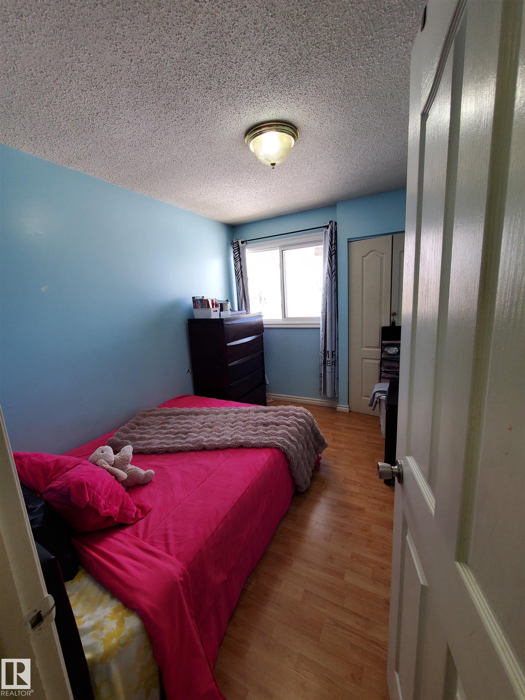 Photo 10 at 11814 157 Avenue NW, Dunluce, Edmonton