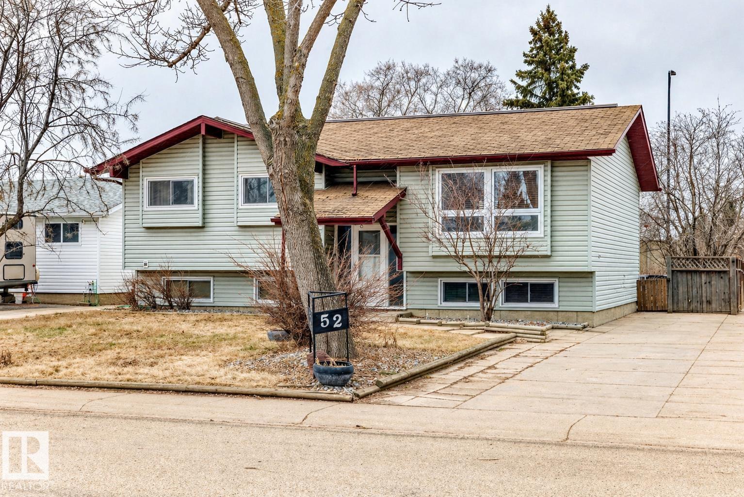 52 Rosewood Drive, Maplewood, Sherwood Park