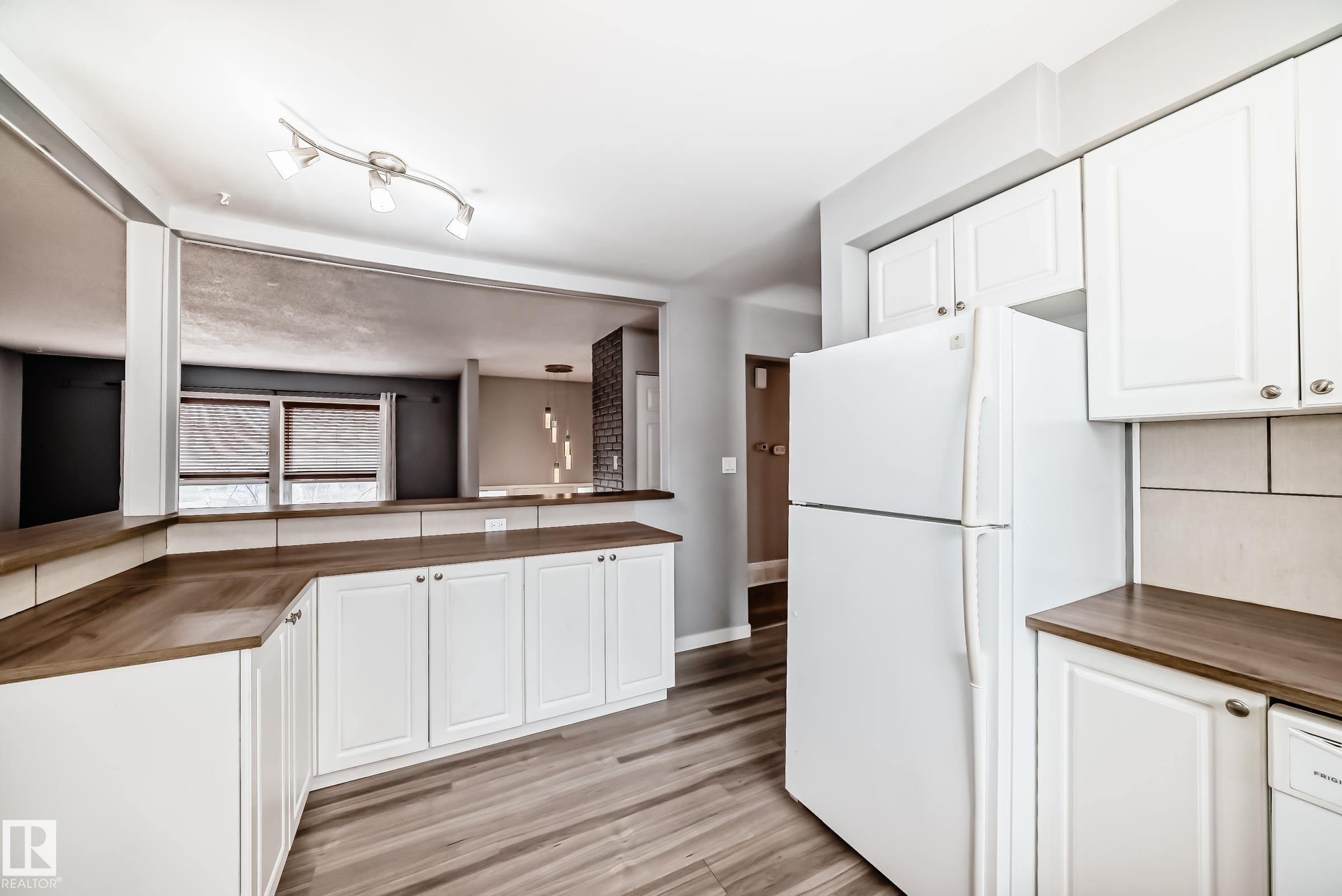 Photo 13 at 52 Rosewood Drive, Maplewood, Sherwood Park