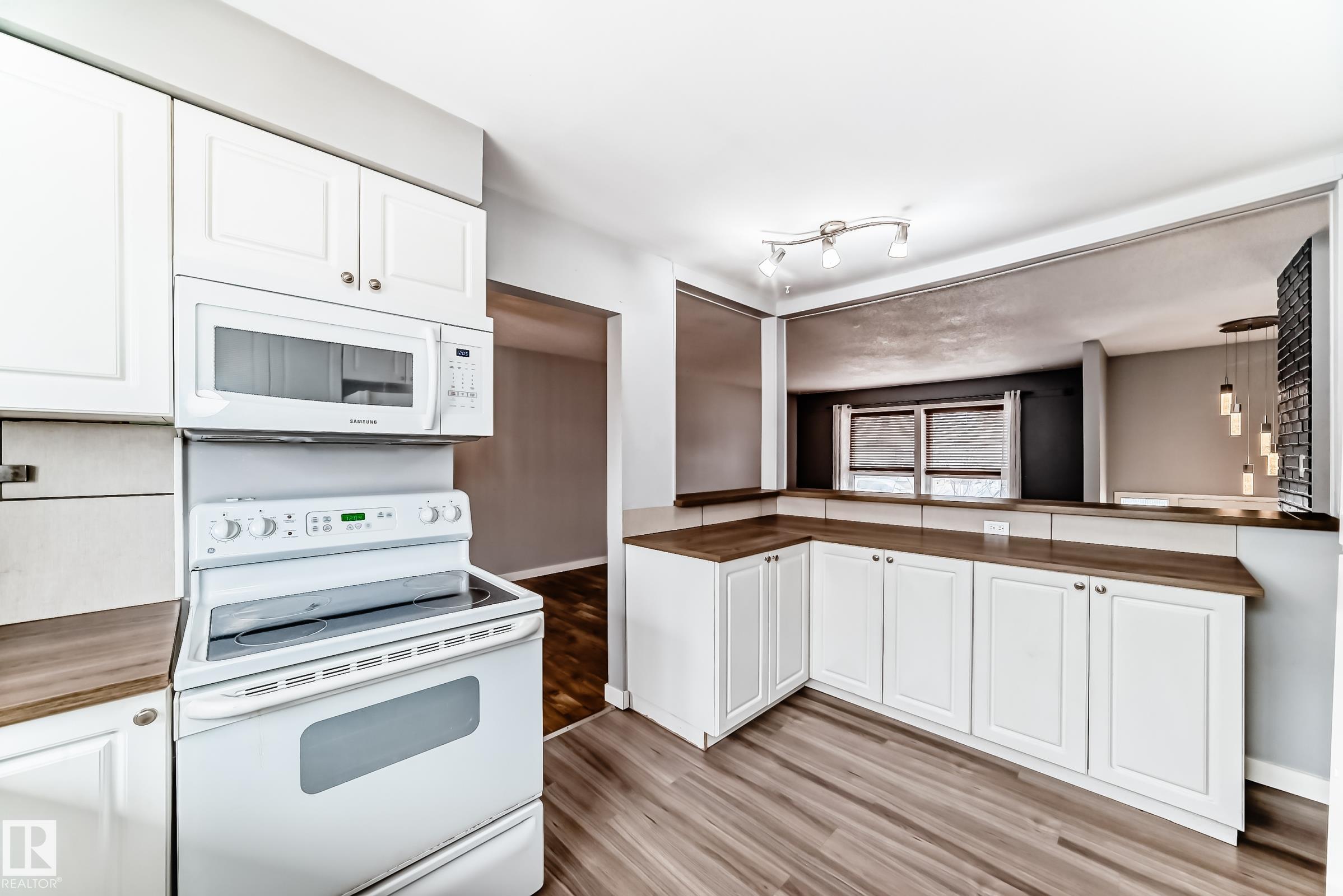 Photo 14 at 52 Rosewood Drive, Maplewood, Sherwood Park