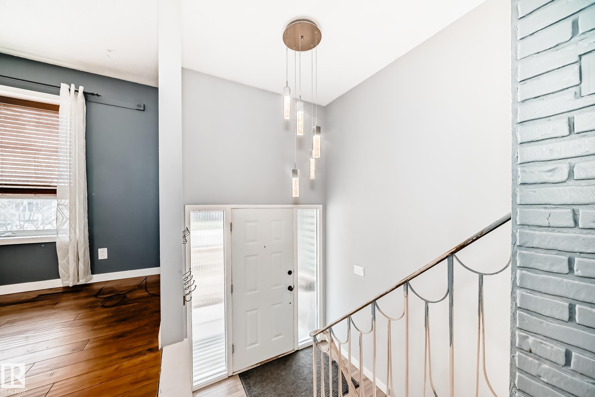 52 Rosewood Drive, Maplewood, Sherwood Park