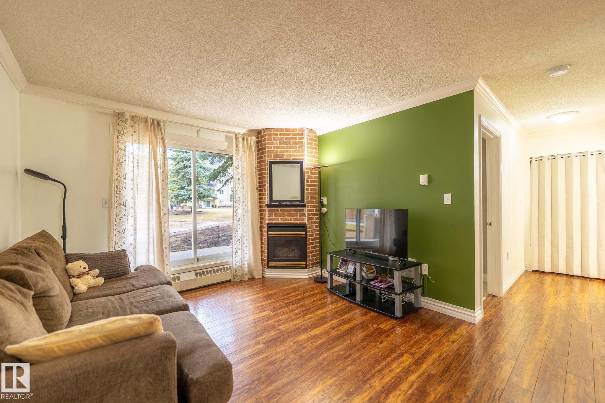 142 - 10636 120 Street NW, Queen Mary Park, Edmonton