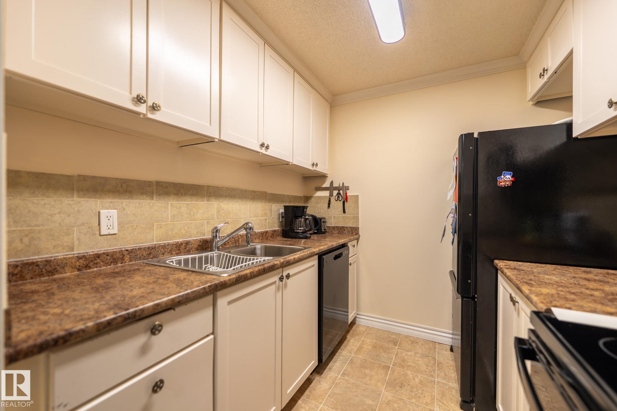 Photo 6 at 142 - 10636 120 Street NW, Queen Mary Park, Edmonton