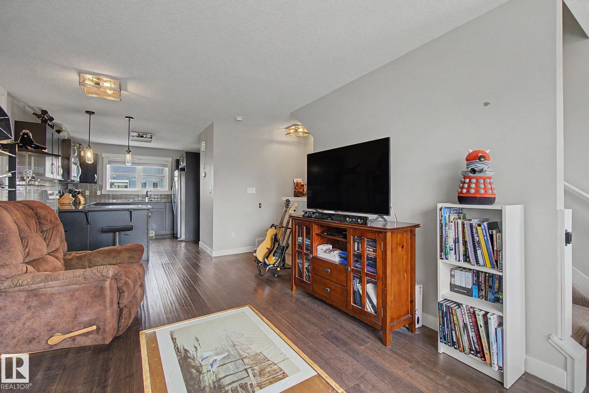 Photo 13 at 121 - 401 Southfork Drive, Southfork, Leduc