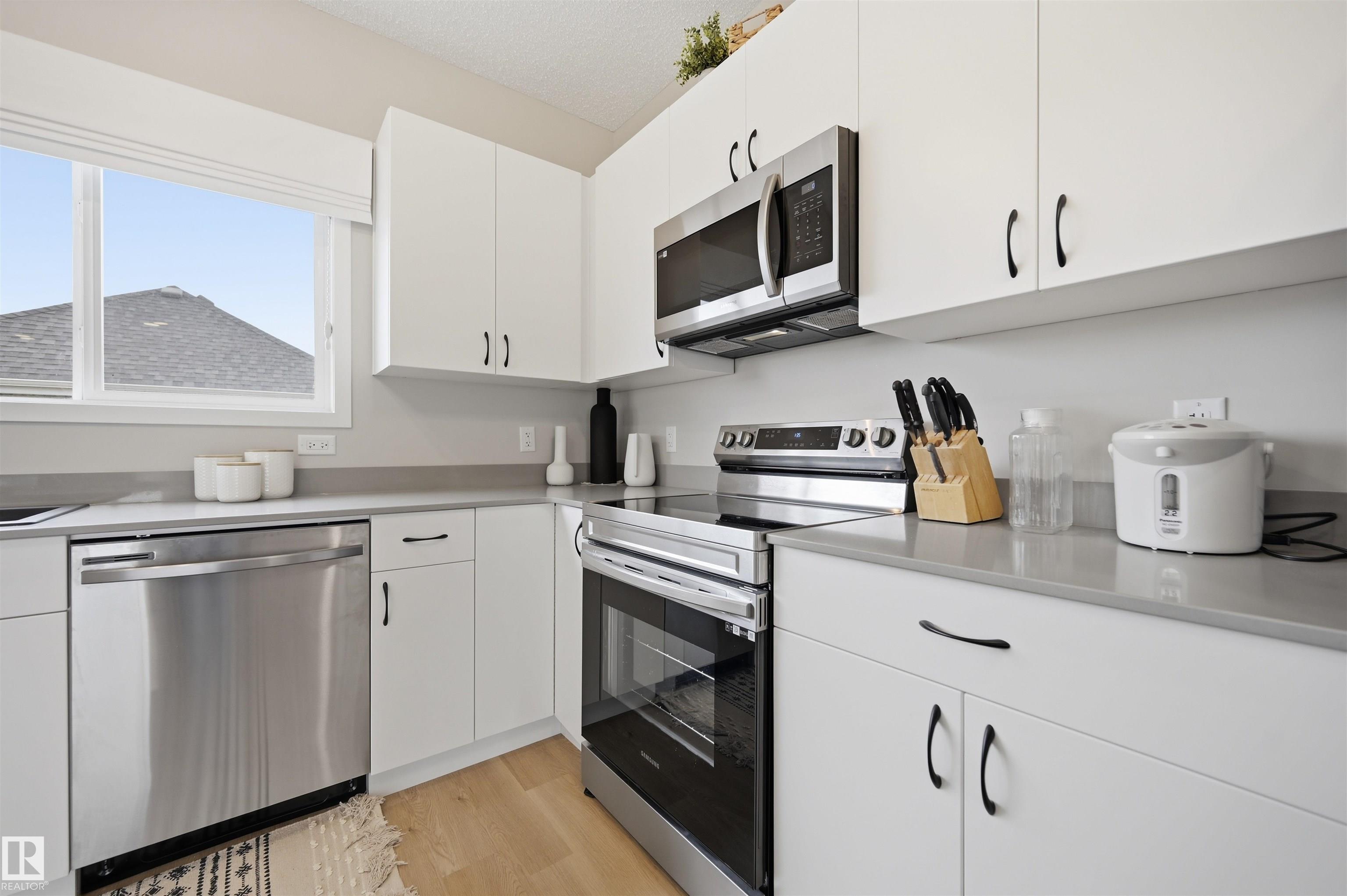 Photo 12 at 9496 Colak Lane SW, Chappelle Area, Edmonton