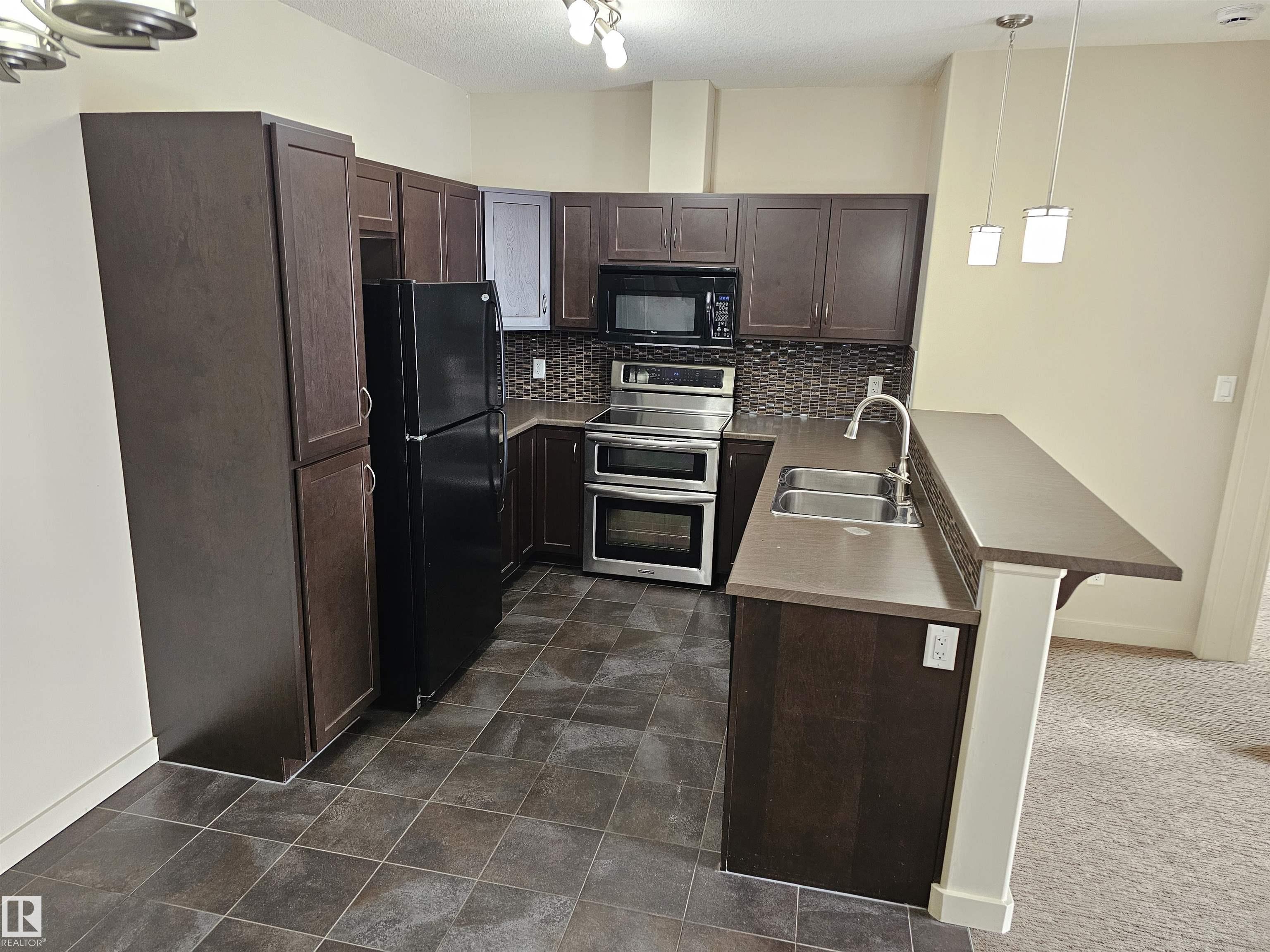 Picture for CIR Realty