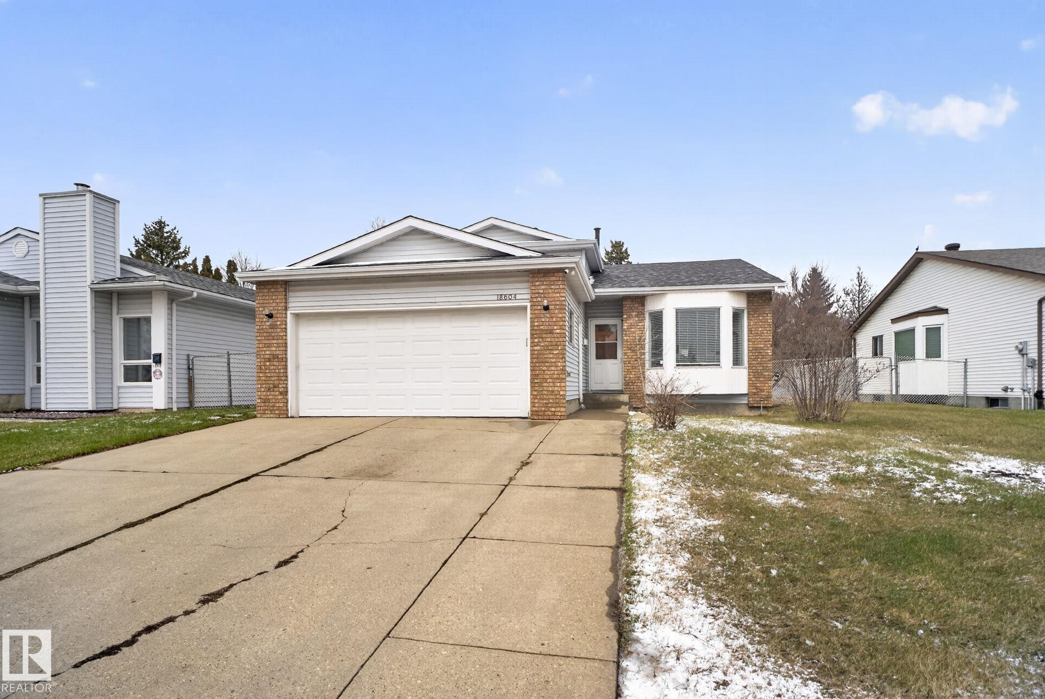 18604 97a Avenue NW, La Perle, Edmonton