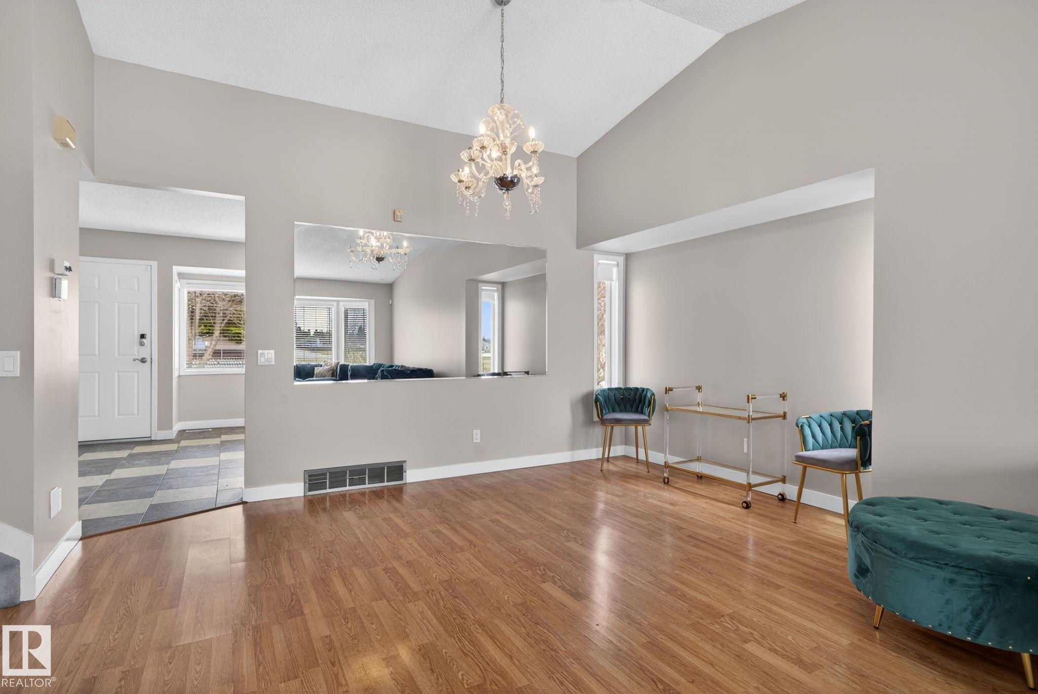 Picture for 18604 97A AV NW