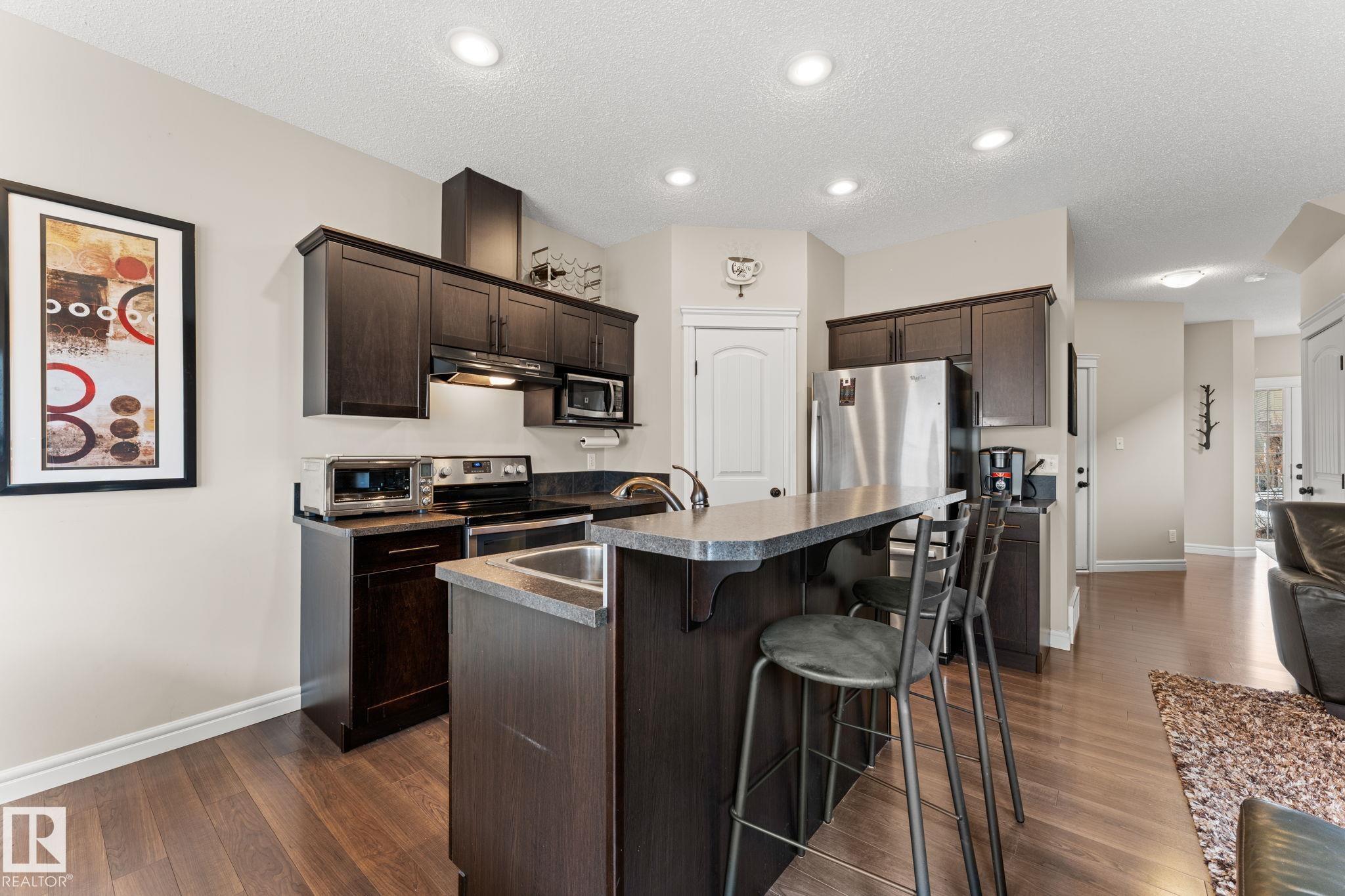 Photo 13 at 45 Meadowview Court, McLaughlin, Spruce Grove