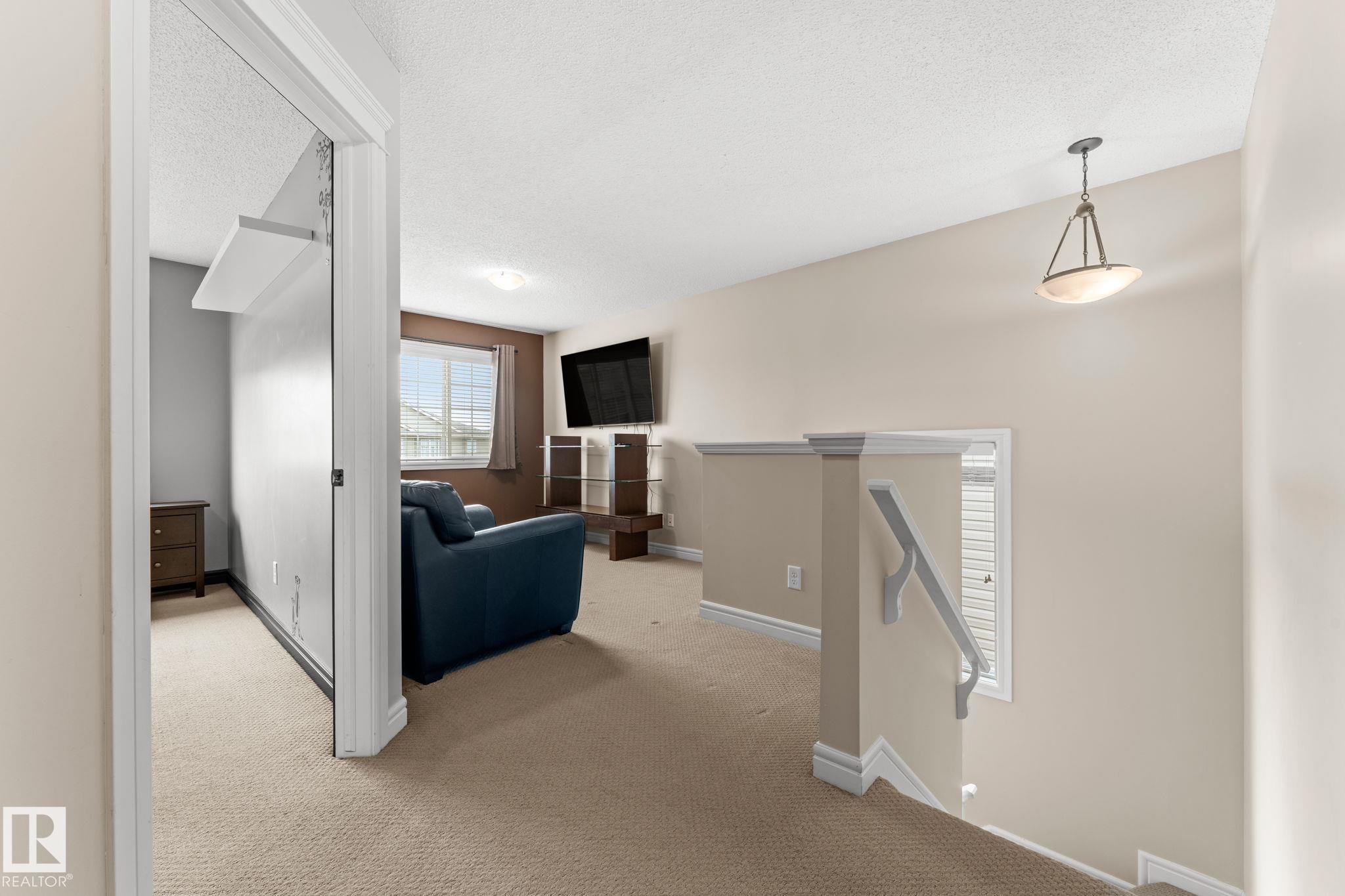 Photo 19 at 45 Meadowview Court, McLaughlin, Spruce Grove