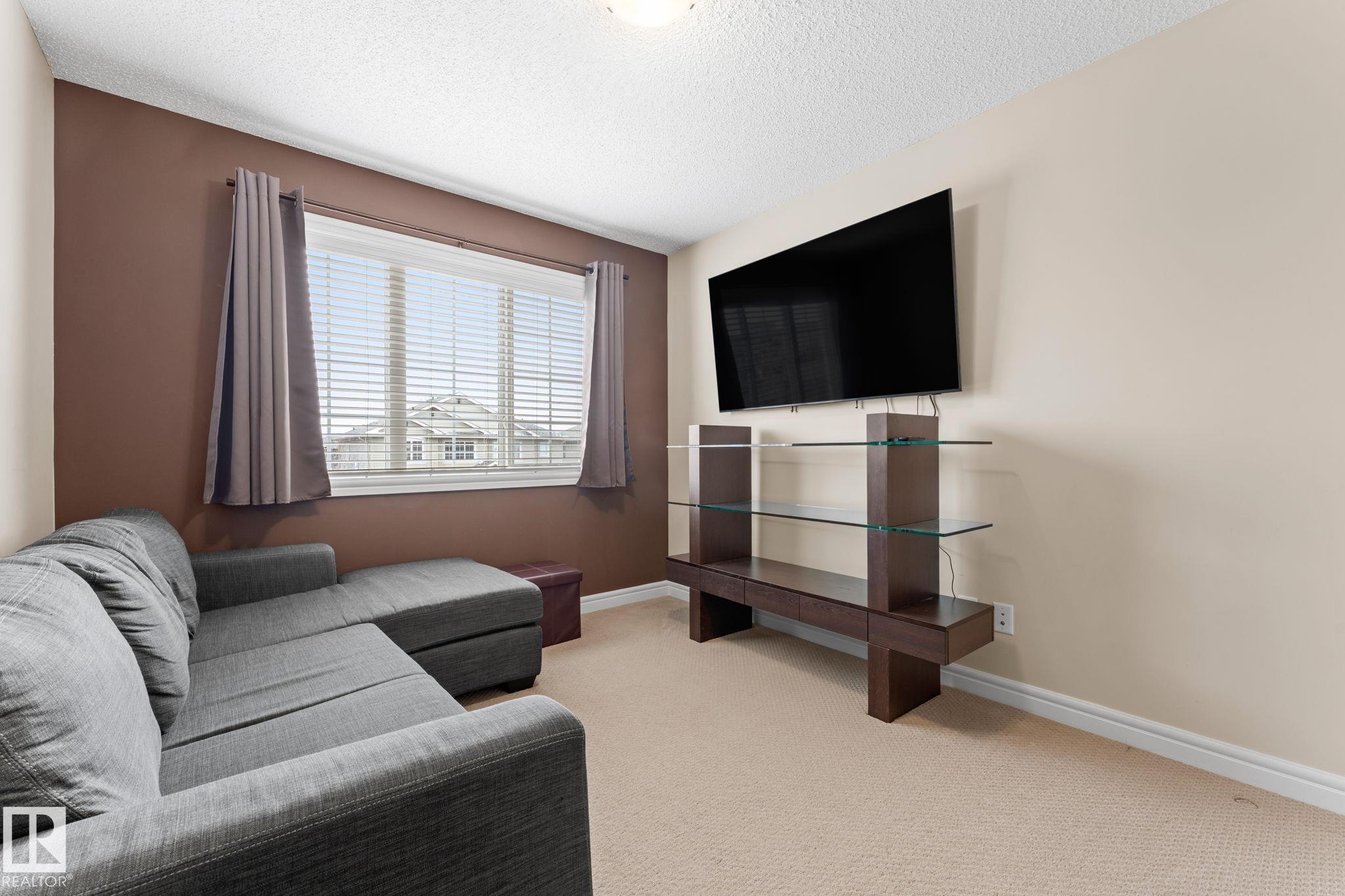 Photo 20 at 45 Meadowview Court, McLaughlin, Spruce Grove