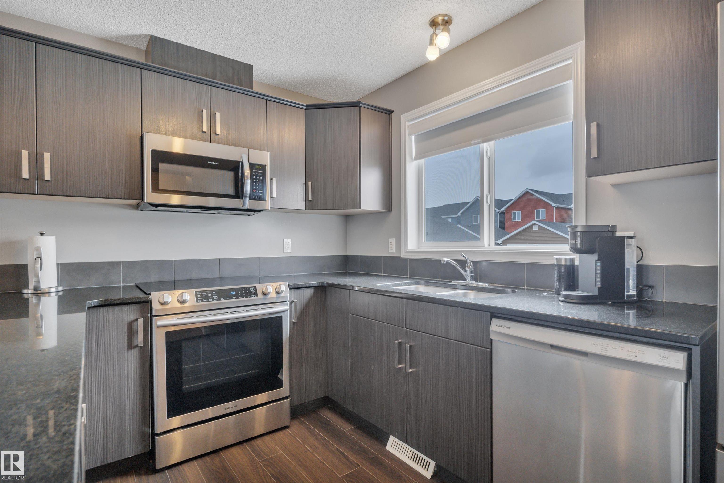 Photo 12 at 419 Simpkins Link, Southfork, Leduc