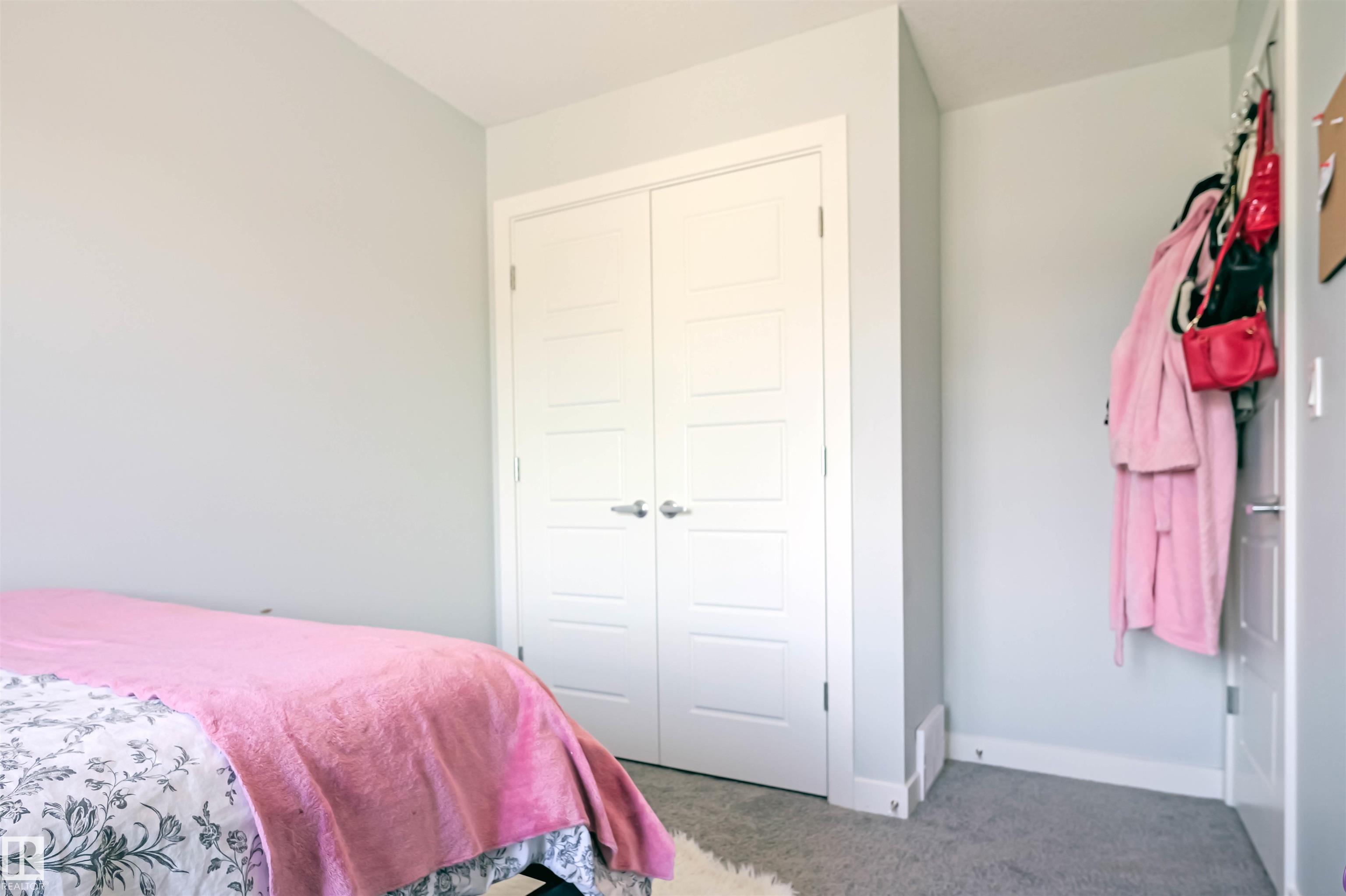 Photo 18 at 111 Kingsbury Circle, Kenton, Spruce Grove