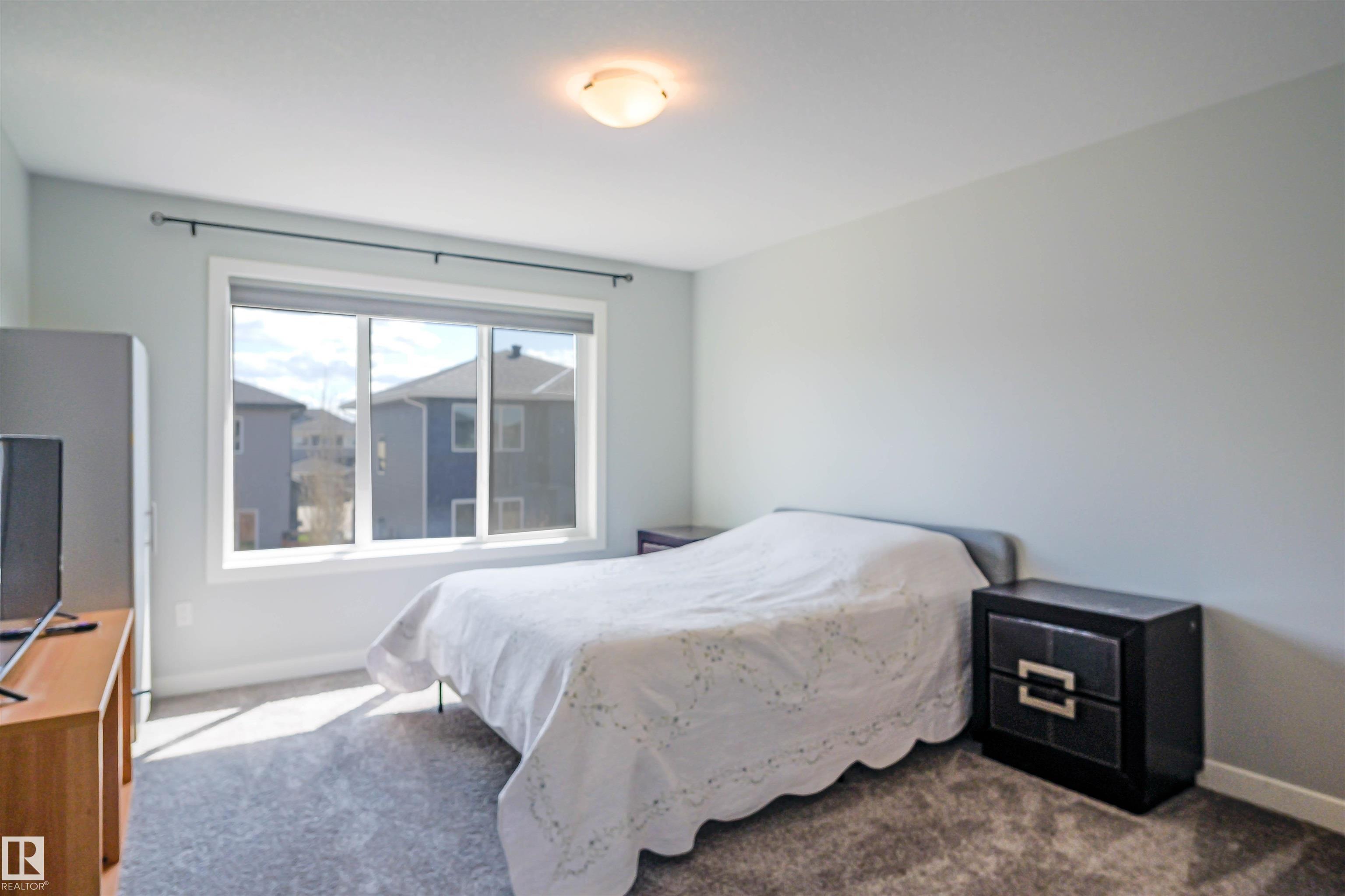 Photo 23 at 111 Kingsbury Circle, Kenton, Spruce Grove