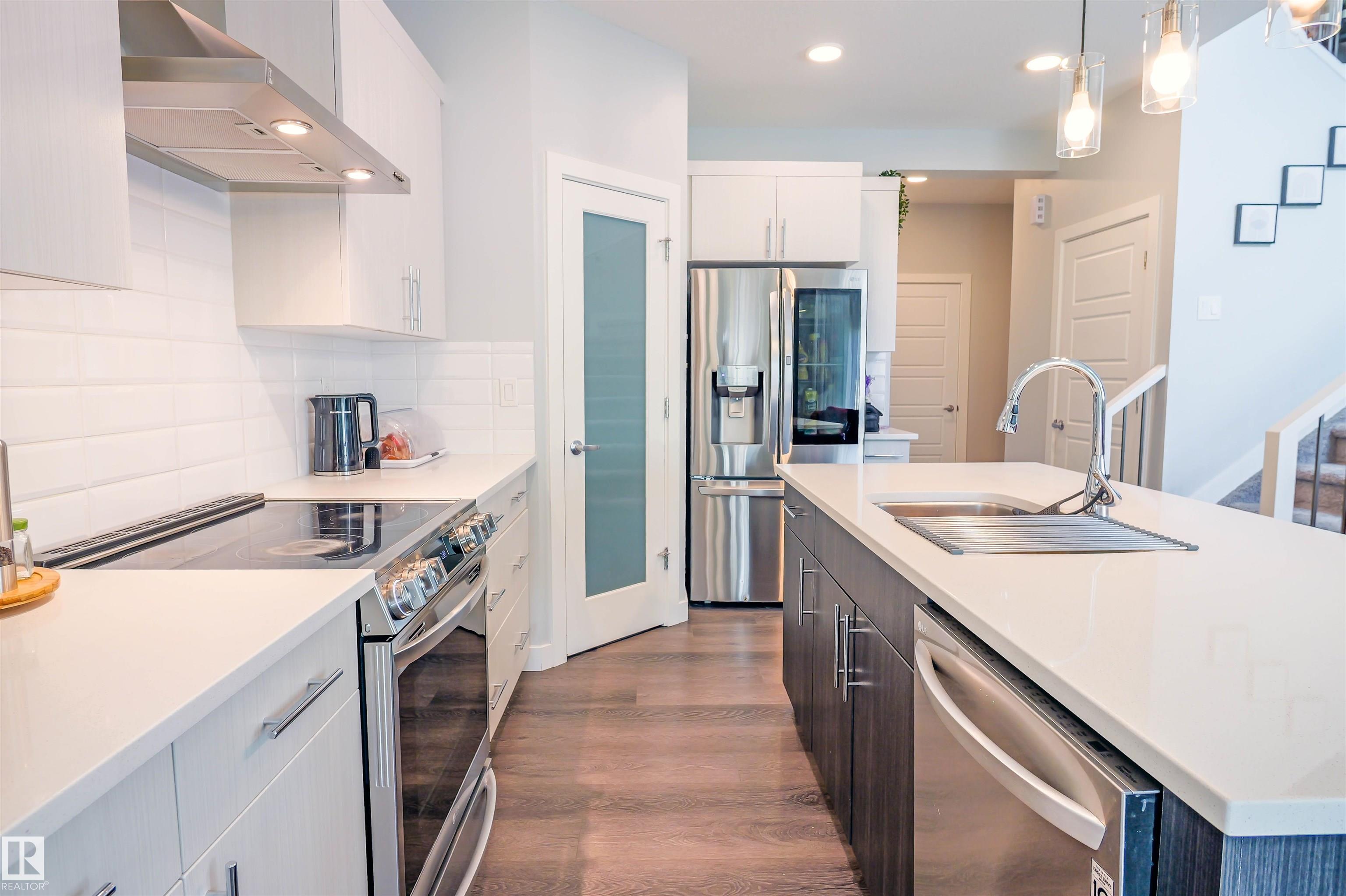 Photo 6 at 111 Kingsbury Circle, Kenton, Spruce Grove