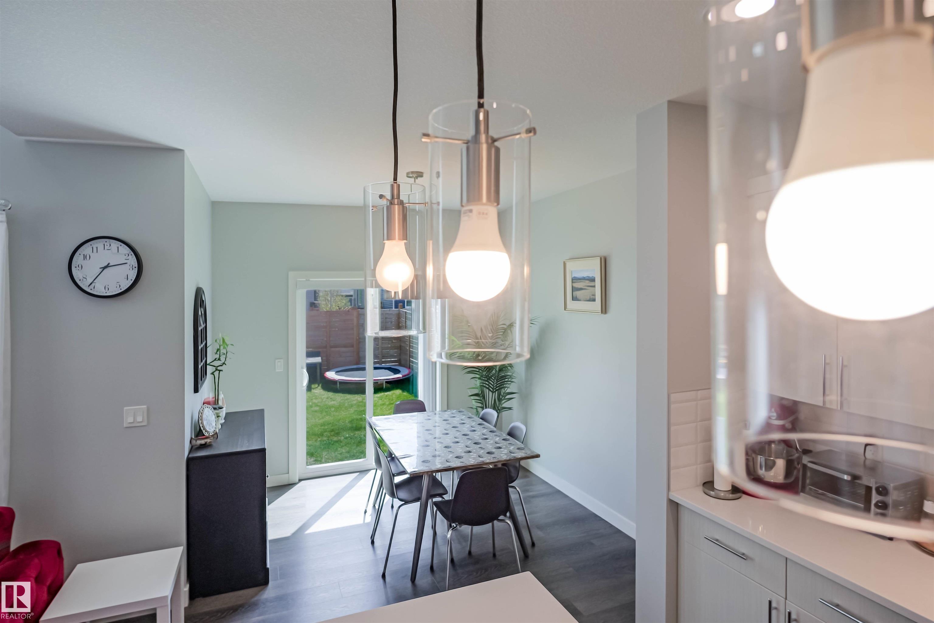 Photo 8 at 111 Kingsbury Circle, Kenton, Spruce Grove