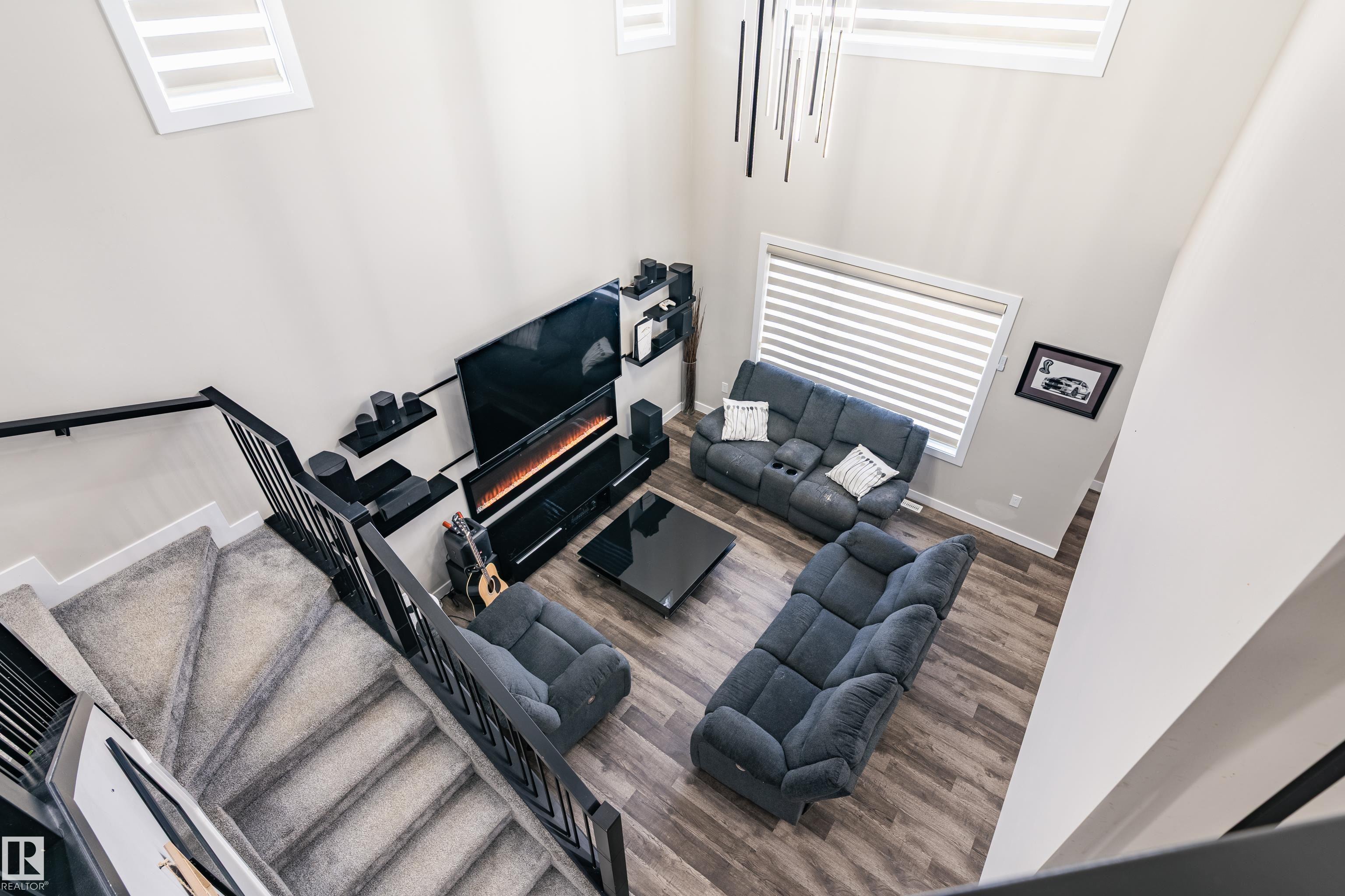 Photo 9 at 2 Edison Drive, Erin Ridge North, St. Albert