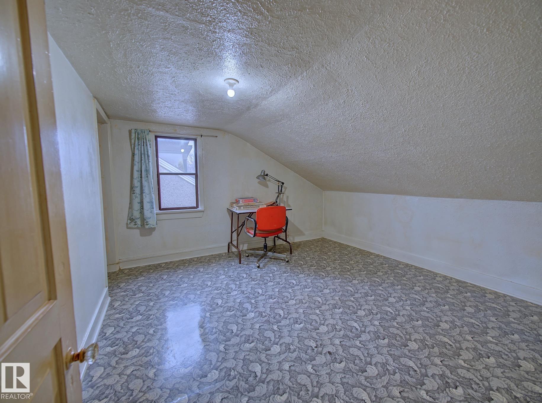 Photo 21 at 9533 77 Avenue NW, Ritchie, Edmonton