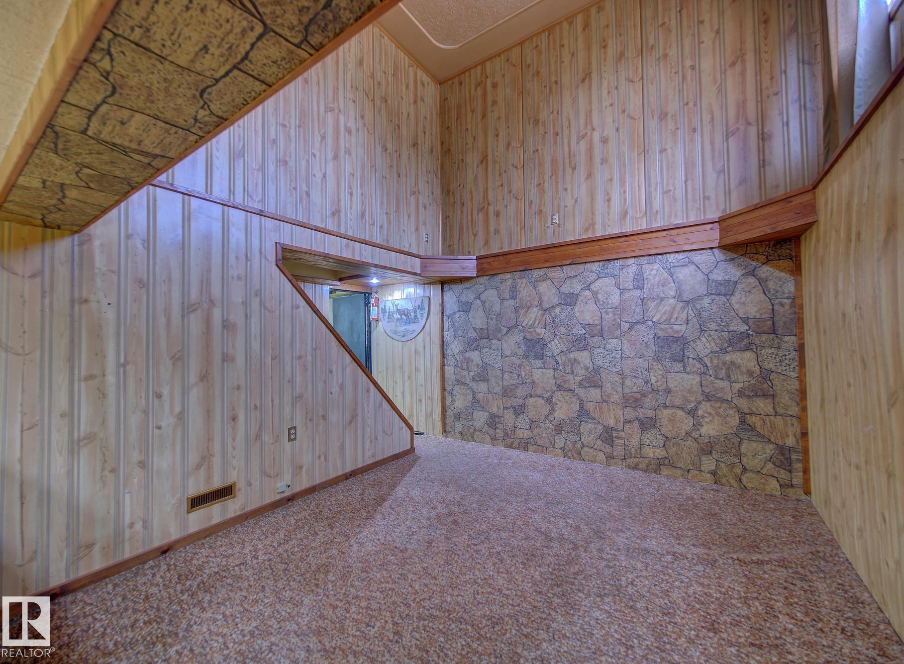 Photo 39 at 9533 77 Avenue NW, Ritchie, Edmonton