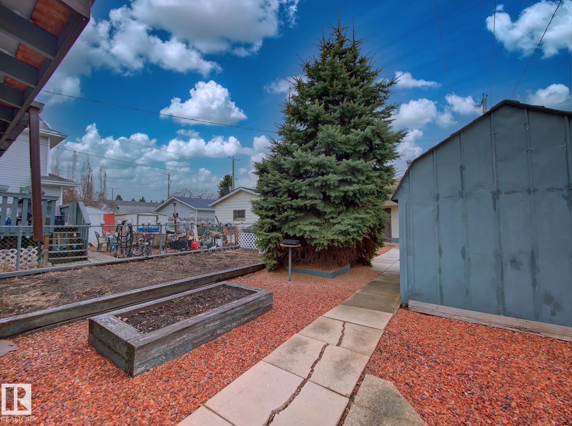 Photo 48 at 9533 77 Avenue NW, Ritchie, Edmonton