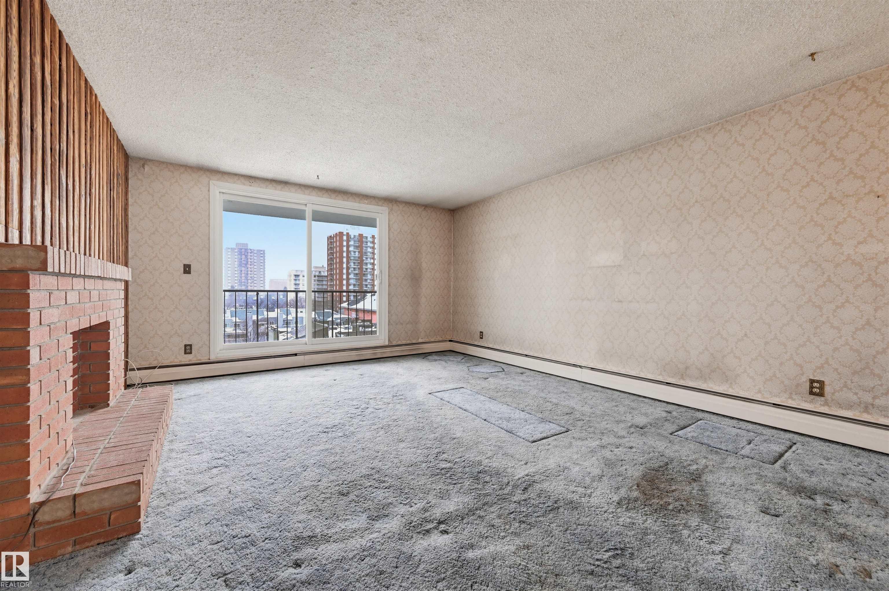 Photo 7 at 701 - 10135 116 Street NW, Wîhkwêntôwin, Edmonton