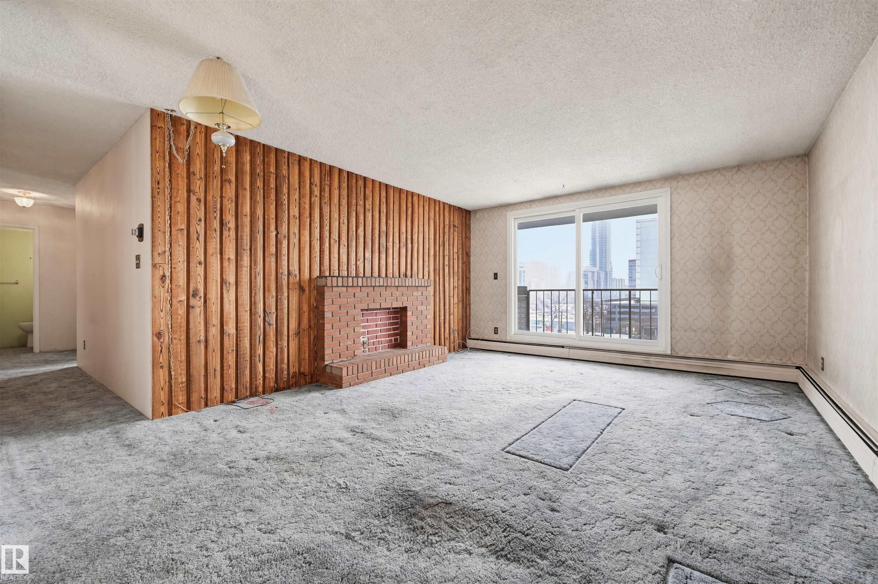 Photo 9 at 701 - 10135 116 Street NW, Wîhkwêntôwin, Edmonton