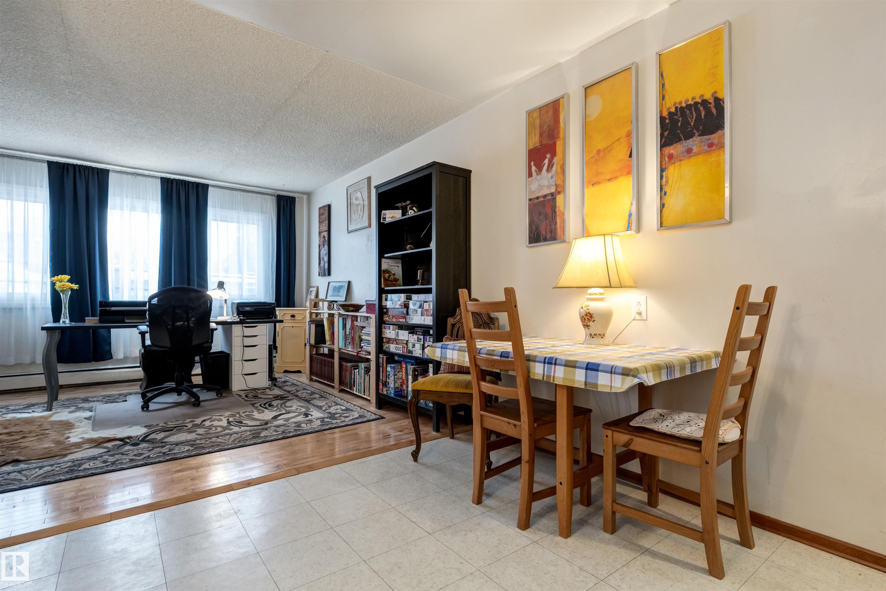 Photo 9 at 33 - 10230 122 Street NW, Wîhkwêntôwin, Edmonton