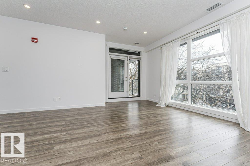 Photo 6 at 317 - 11503 76 Avenue NW, Belgravia, Edmonton