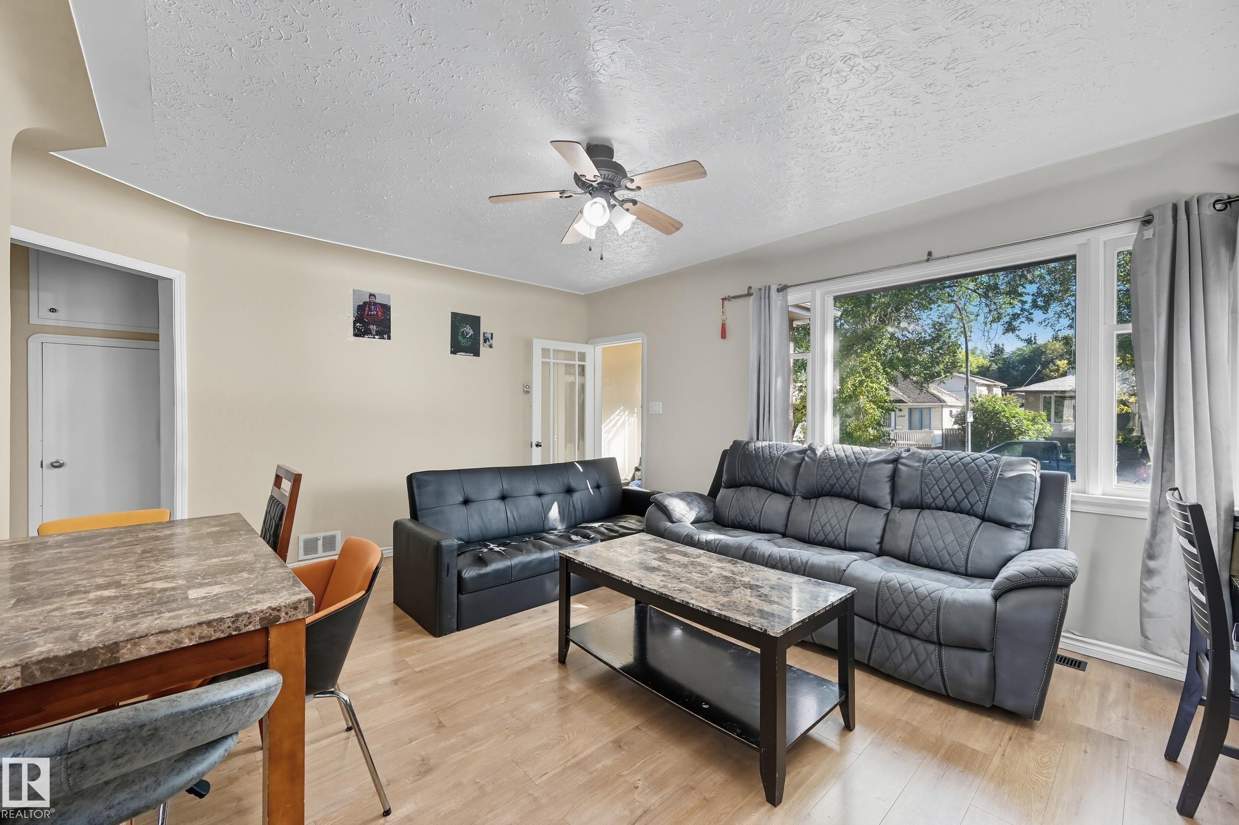 Picture for 11908 71 ST NW