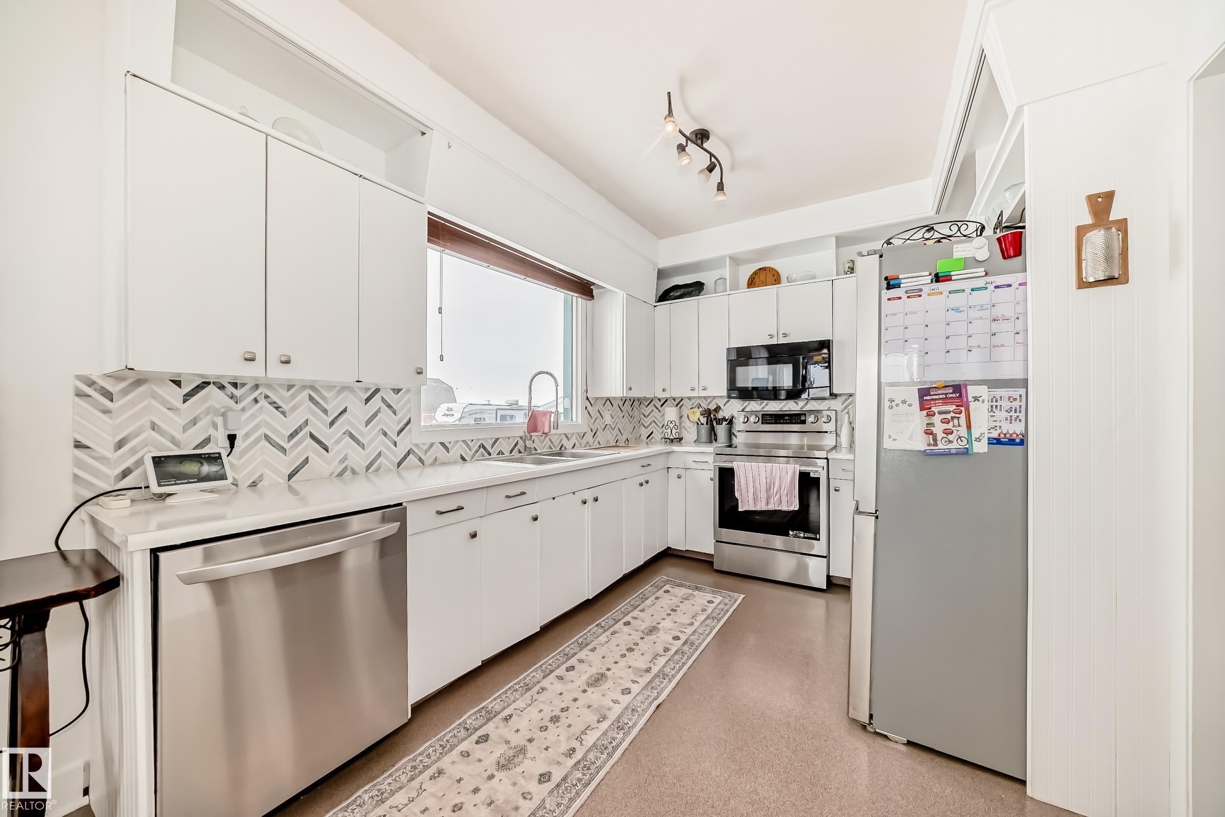 Photo 16 at 24523 Twp Road 582, None, Rural Sturgeon County