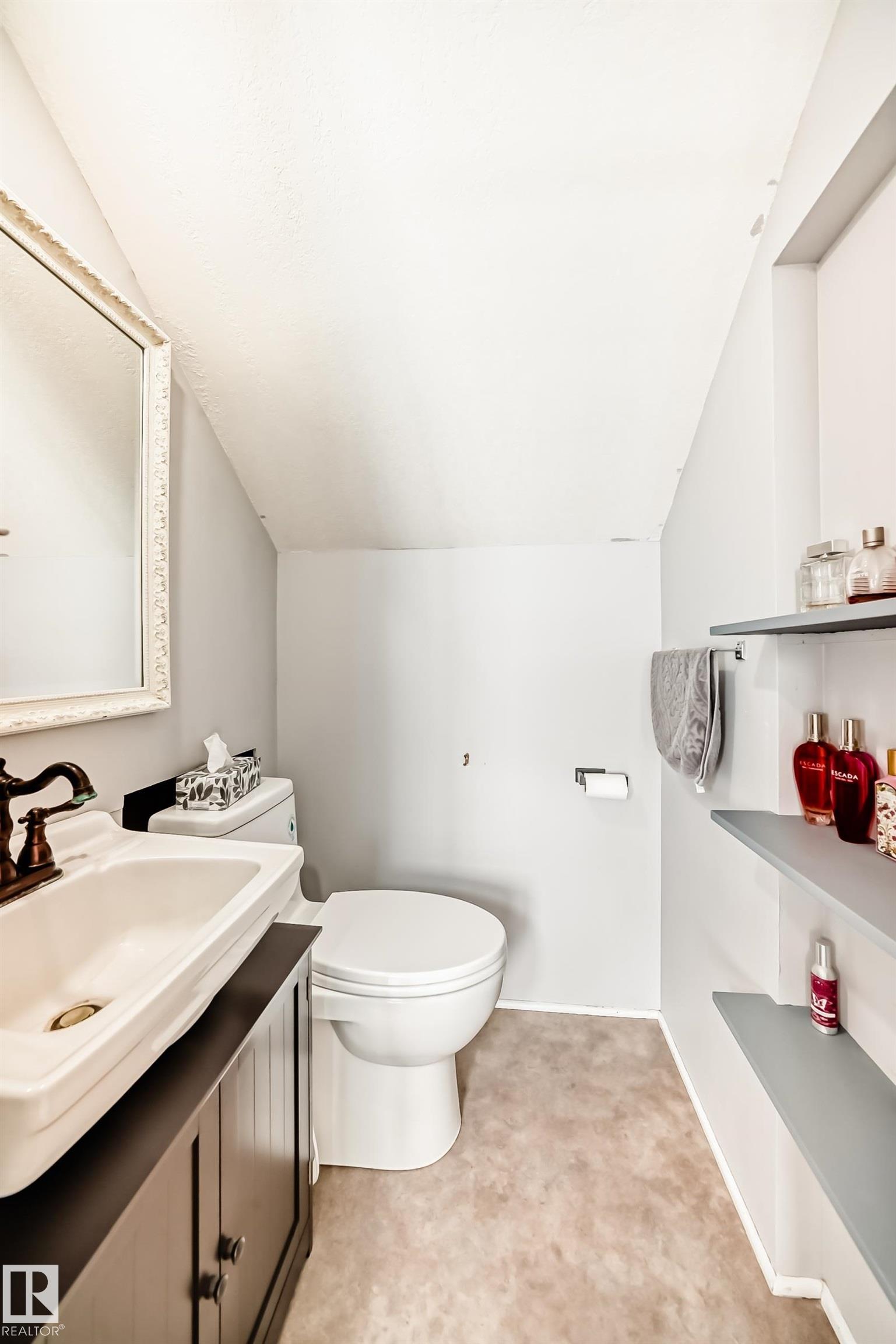 Photo 43 at 24523 Twp Road 582, None, Rural Sturgeon County