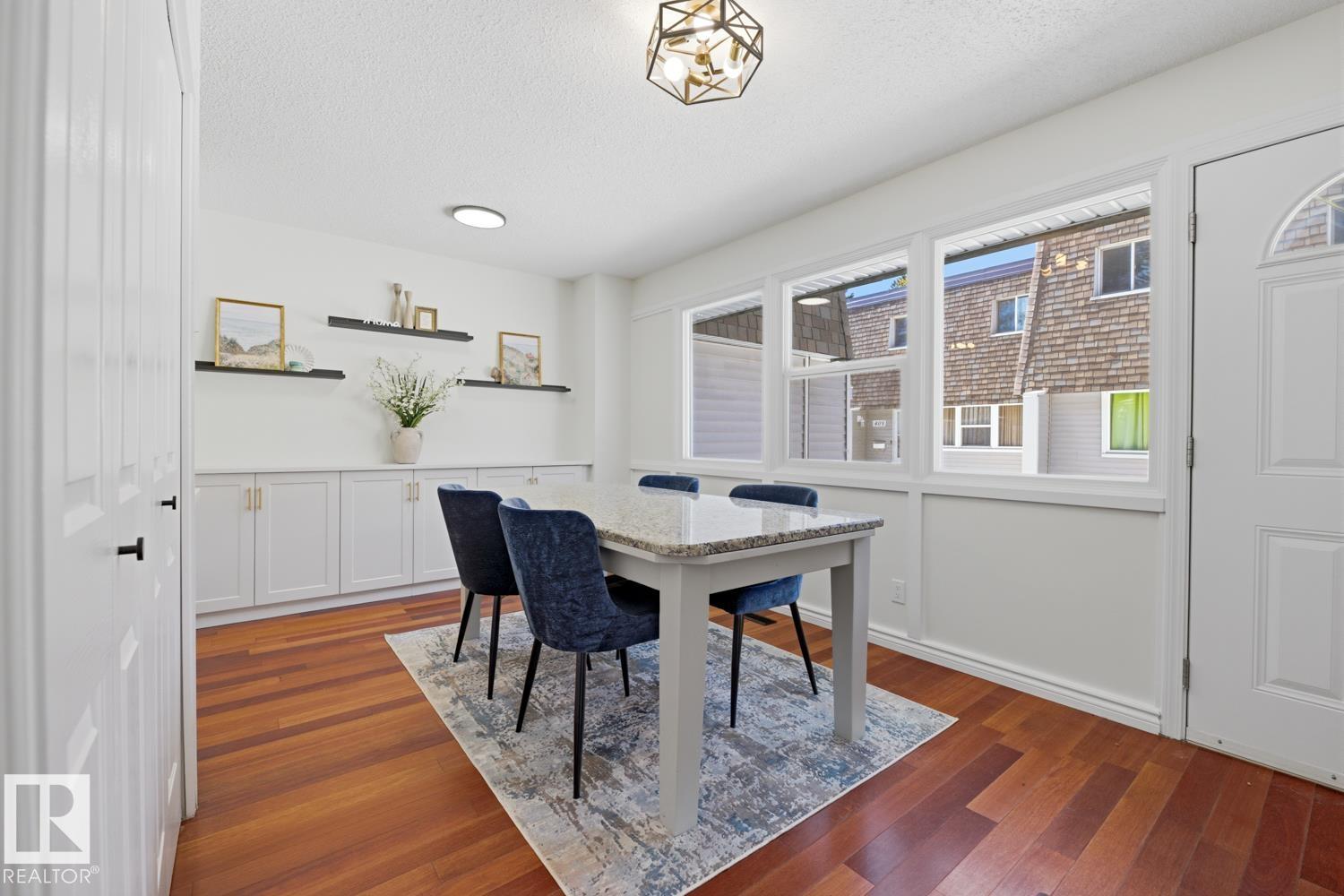 413 Village On The Green green NW, York, Edmonton