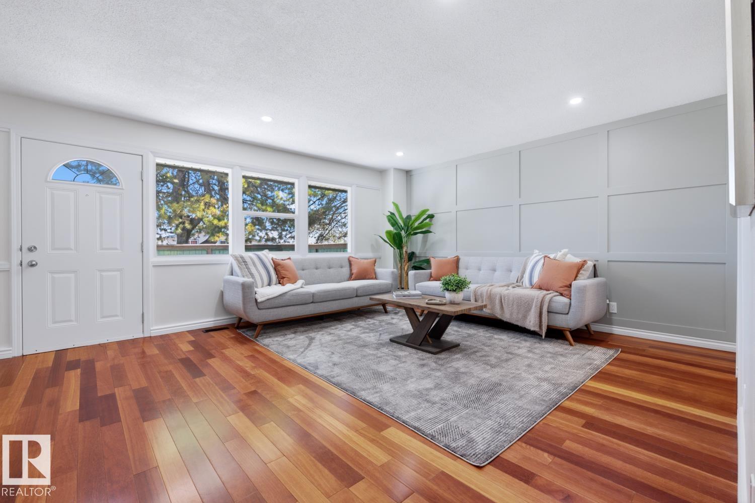 Photo 11 at 413 Village On The Green green NW, York, Edmonton