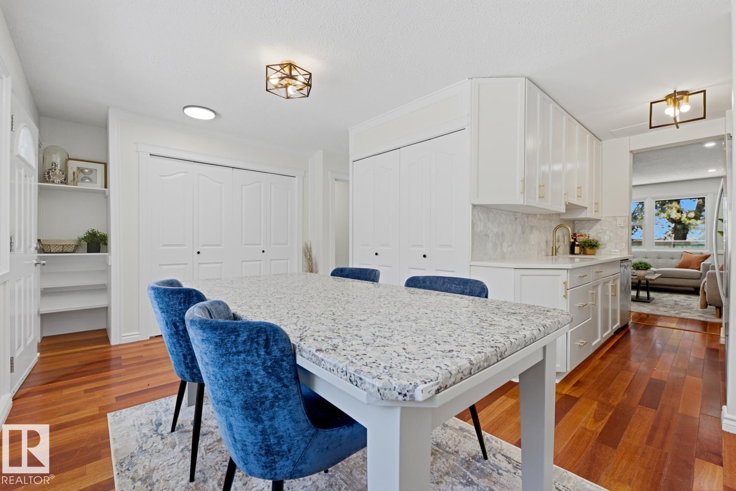 413 Village On The Green green NW, York, Edmonton