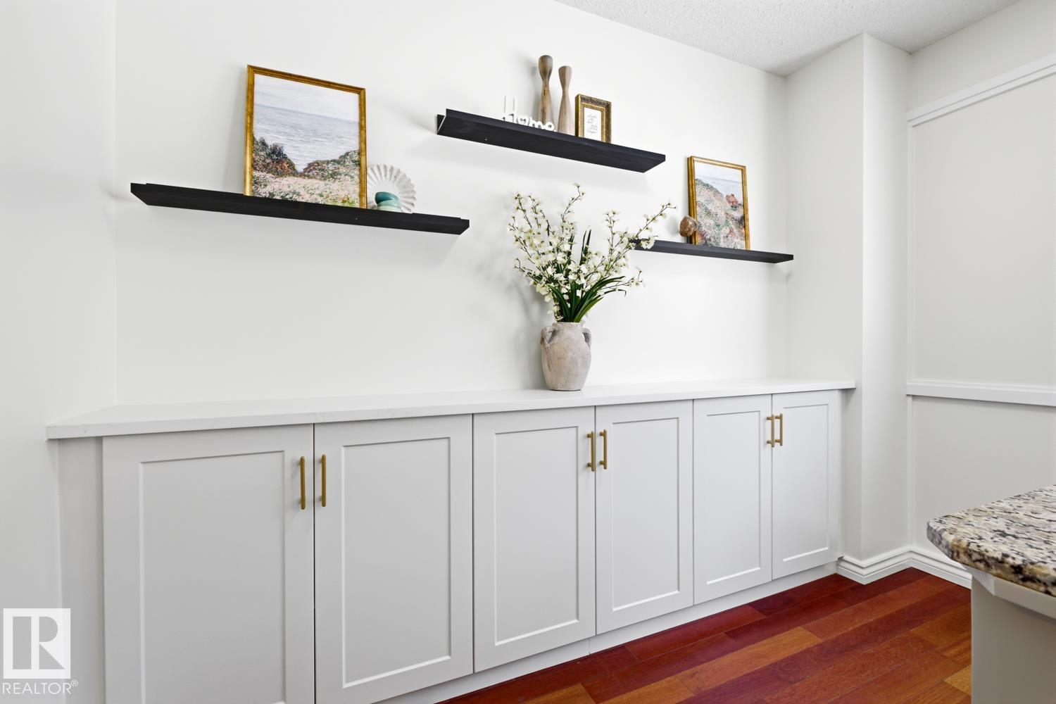 Photo 6 at 413 Village On The Green green NW, York, Edmonton