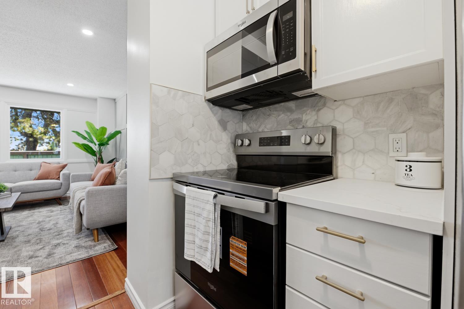 Photo 9 at 413 Village On The Green green NW, York, Edmonton