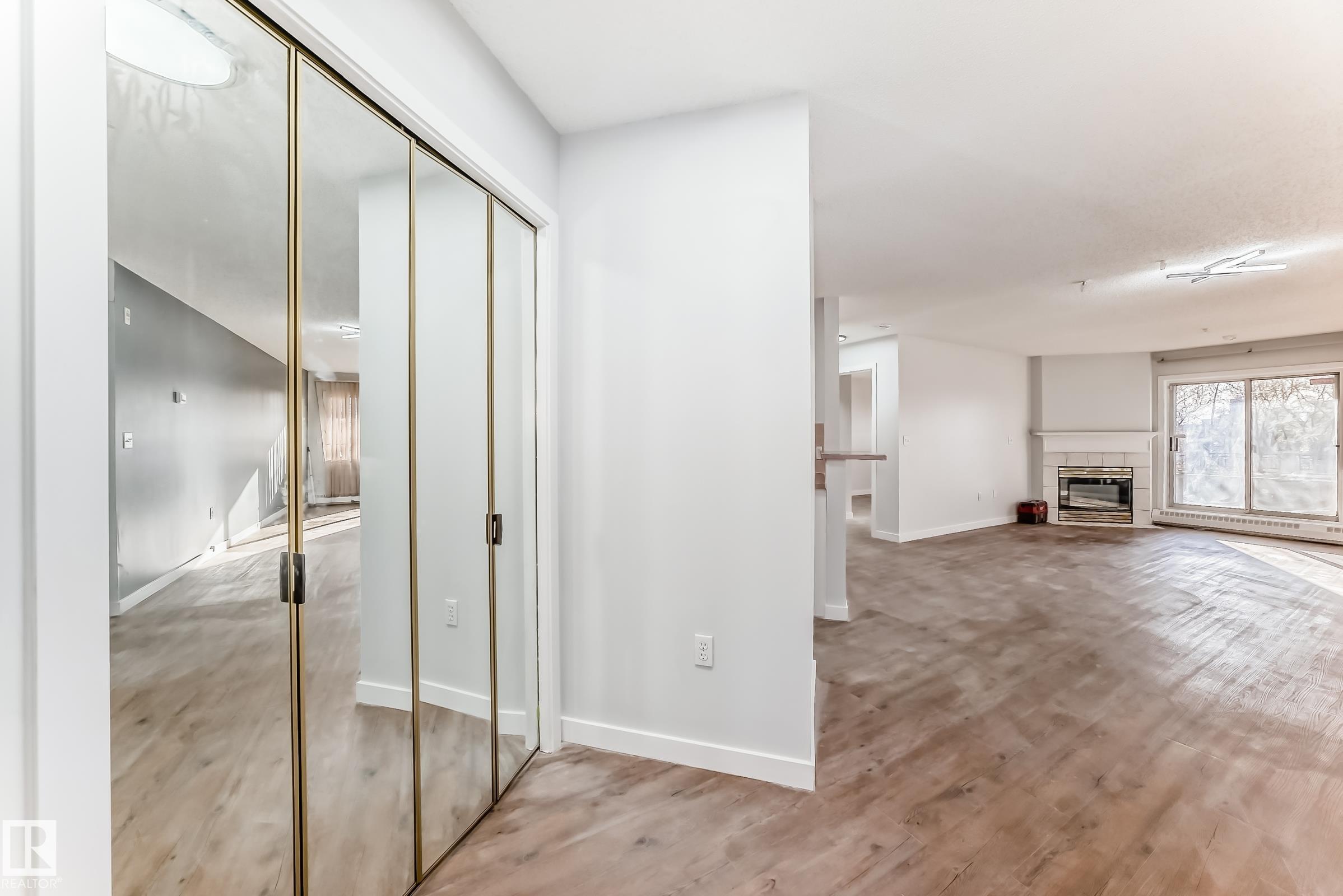 Photo 38 at 112 - 11716 100 Avenue NW, Wîhkwêntôwin, Edmonton