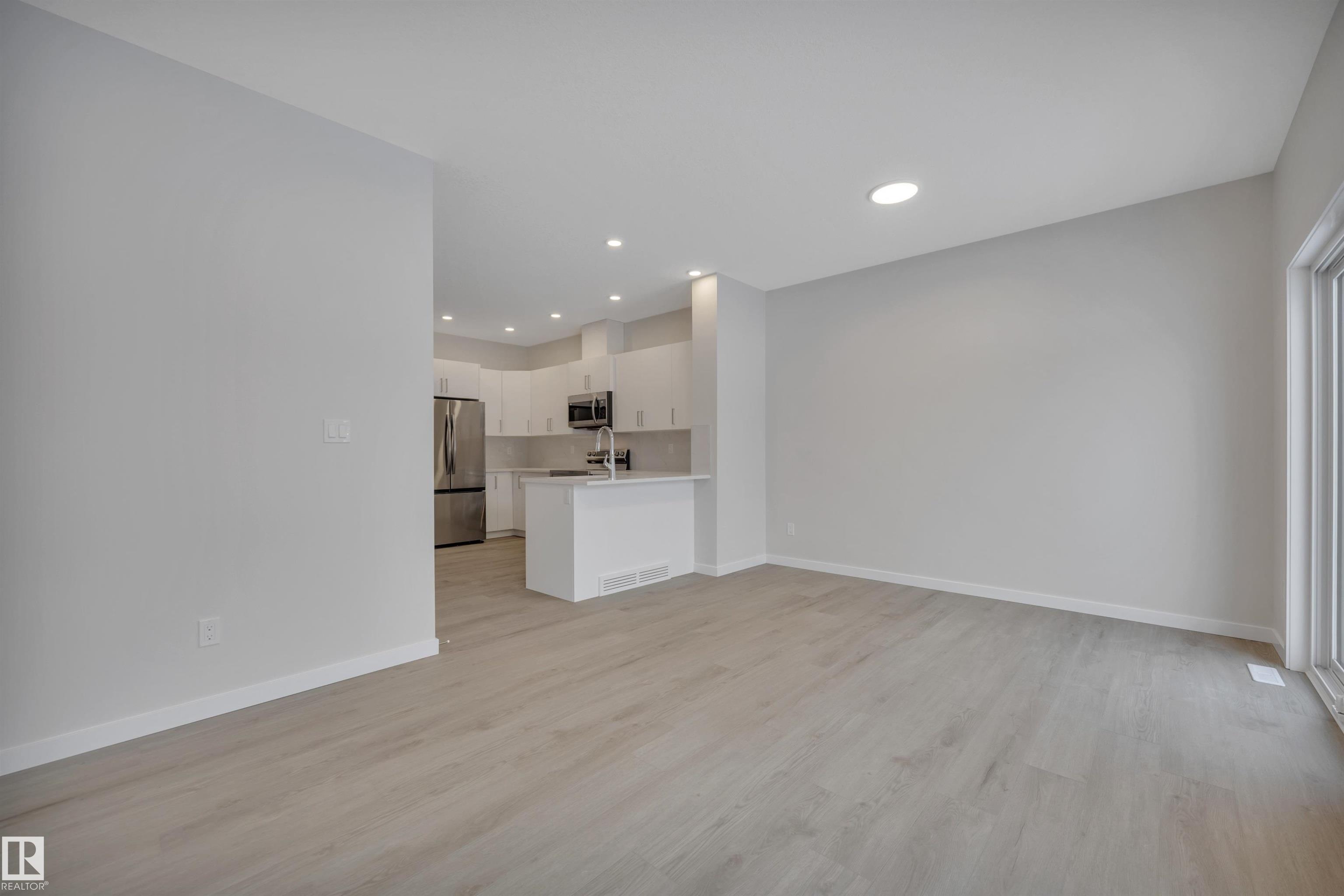 Photo 16 at 5631 Hawthorn Way SW, The Orchards At Ellerslie, Edmonton