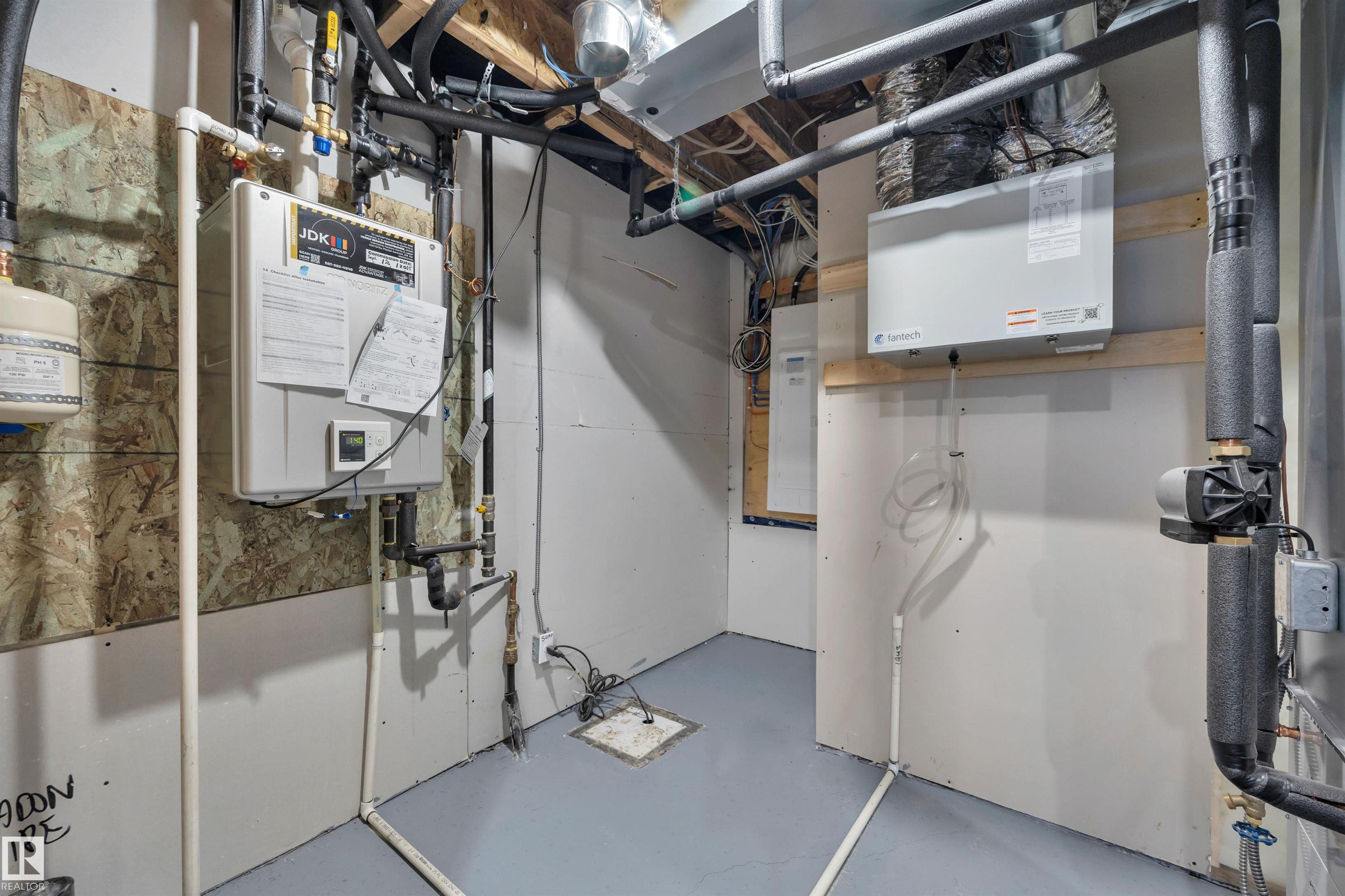 Photo 35 at 5631 Hawthorn Way SW, The Orchards At Ellerslie, Edmonton