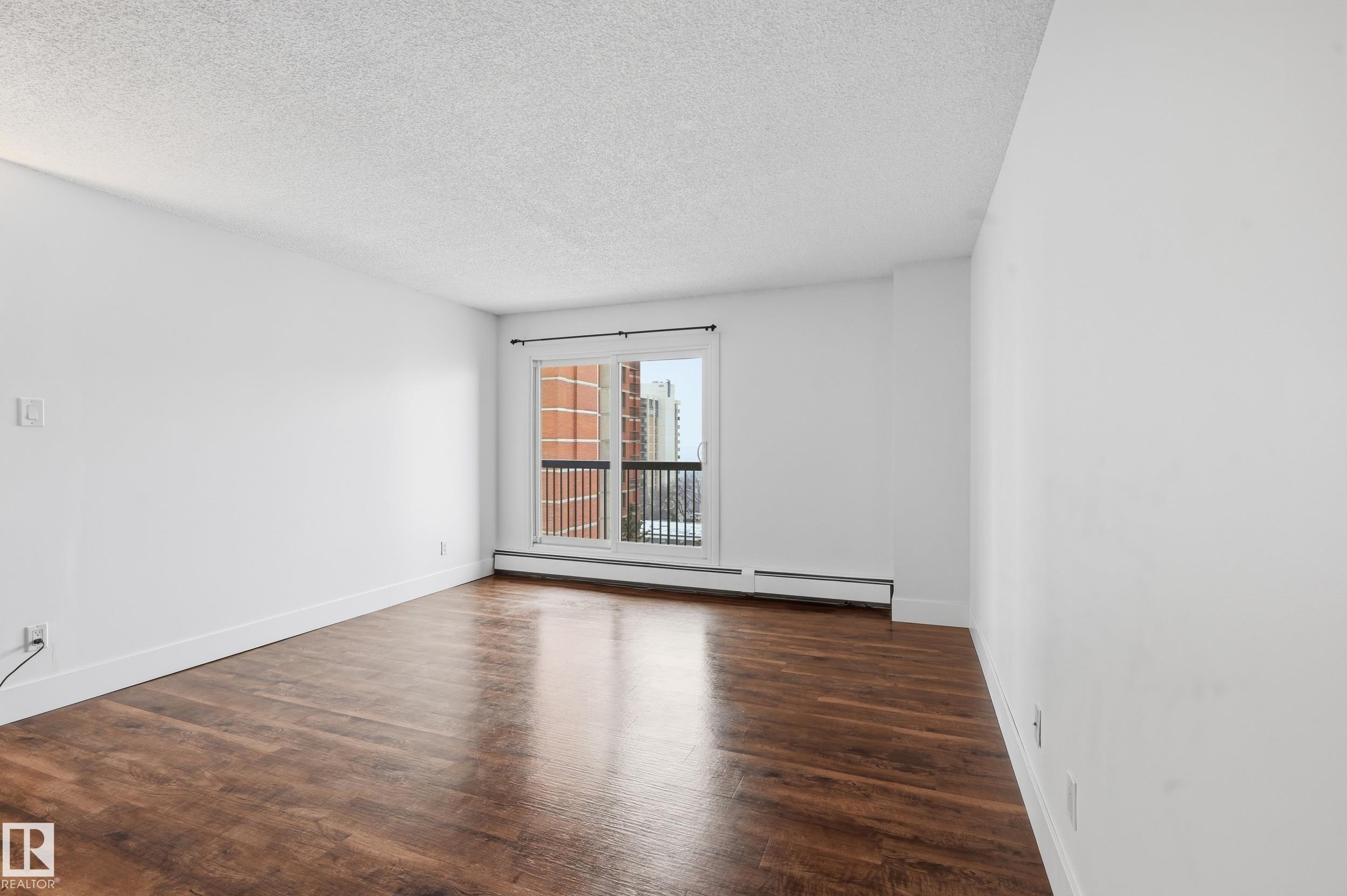 Photo 13 at 1003 - 9929 113 Street NW, Wîhkwêntôwin, Edmonton