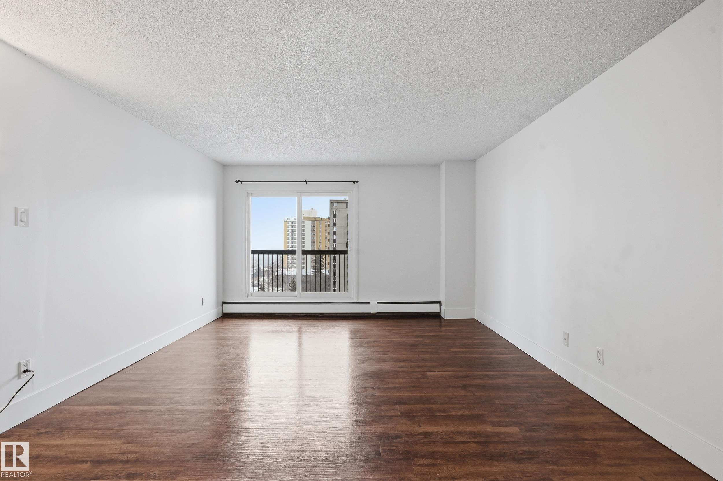 Photo 15 at 1003 - 9929 113 Street NW, Wîhkwêntôwin, Edmonton