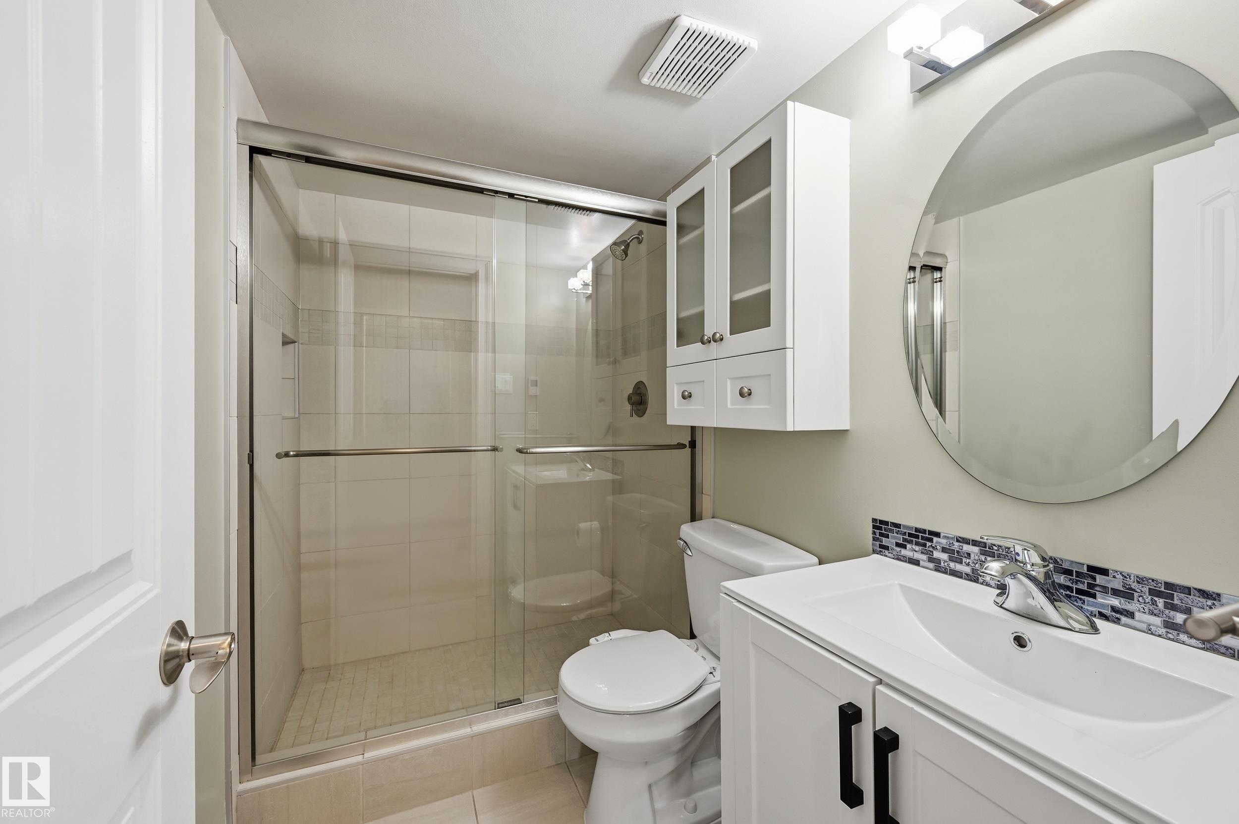 Photo 22 at 1003 - 9929 113 Street NW, Wîhkwêntôwin, Edmonton