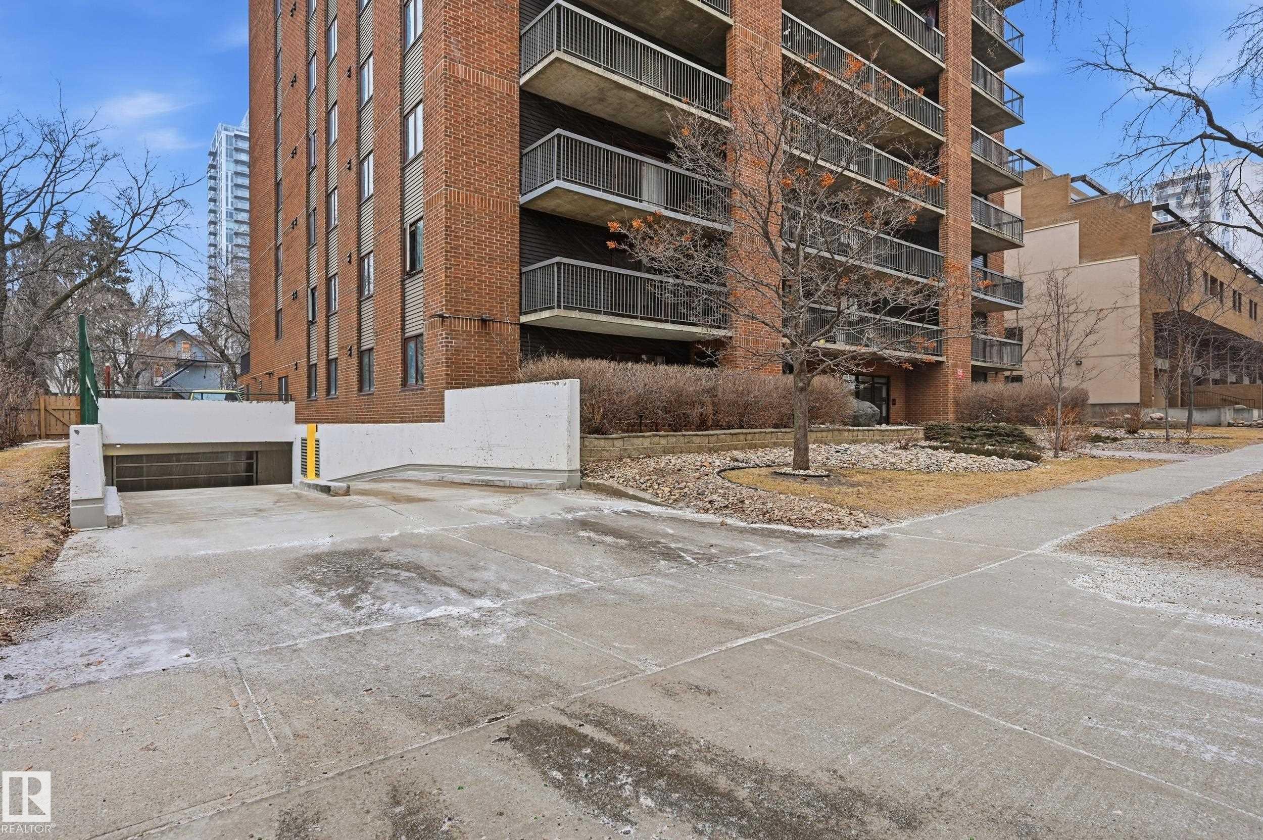 Photo 37 at 1003 - 9929 113 Street NW, Wîhkwêntôwin, Edmonton