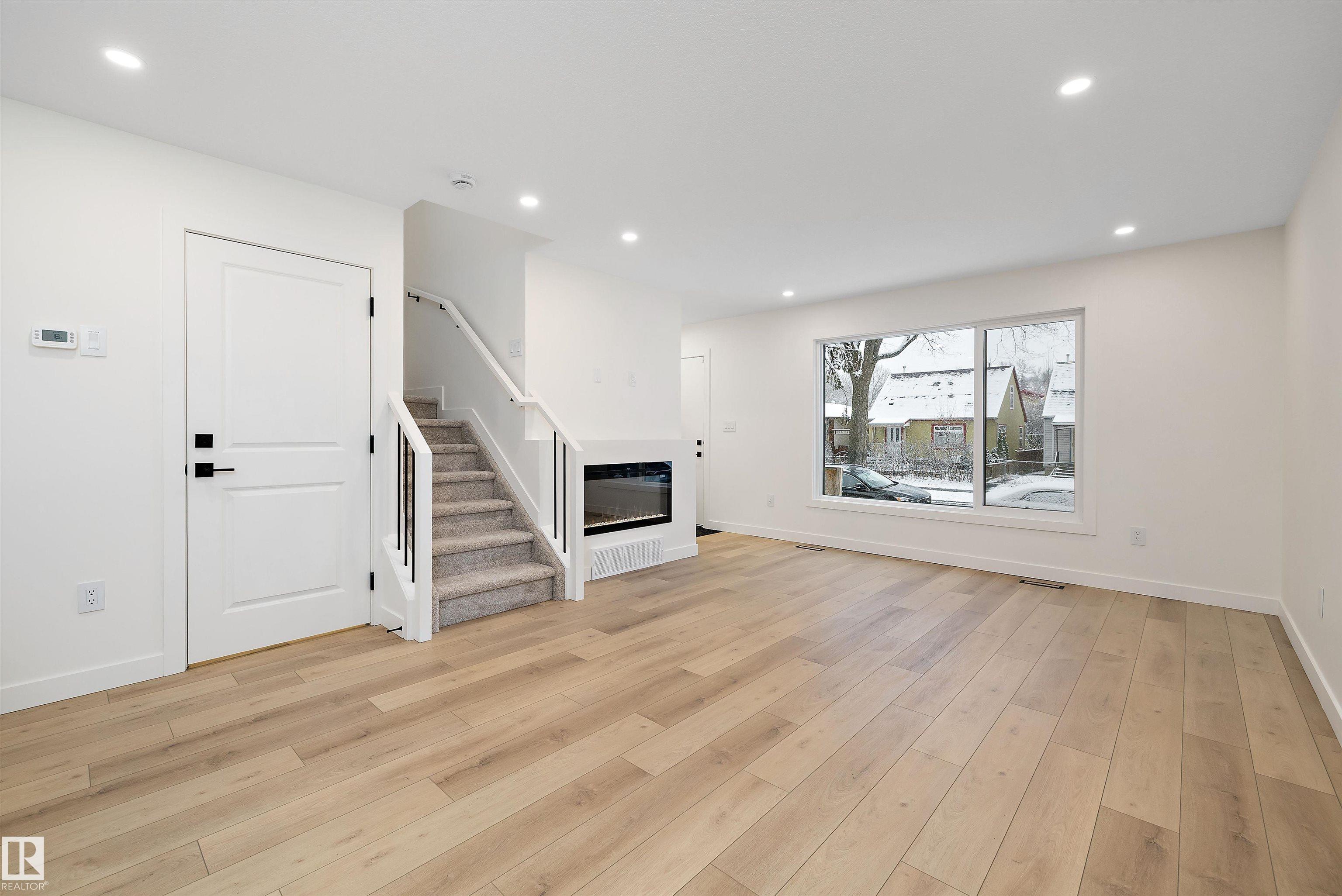 Photo 33 at 11418 96 Street NW, Alberta Avenue, Edmonton