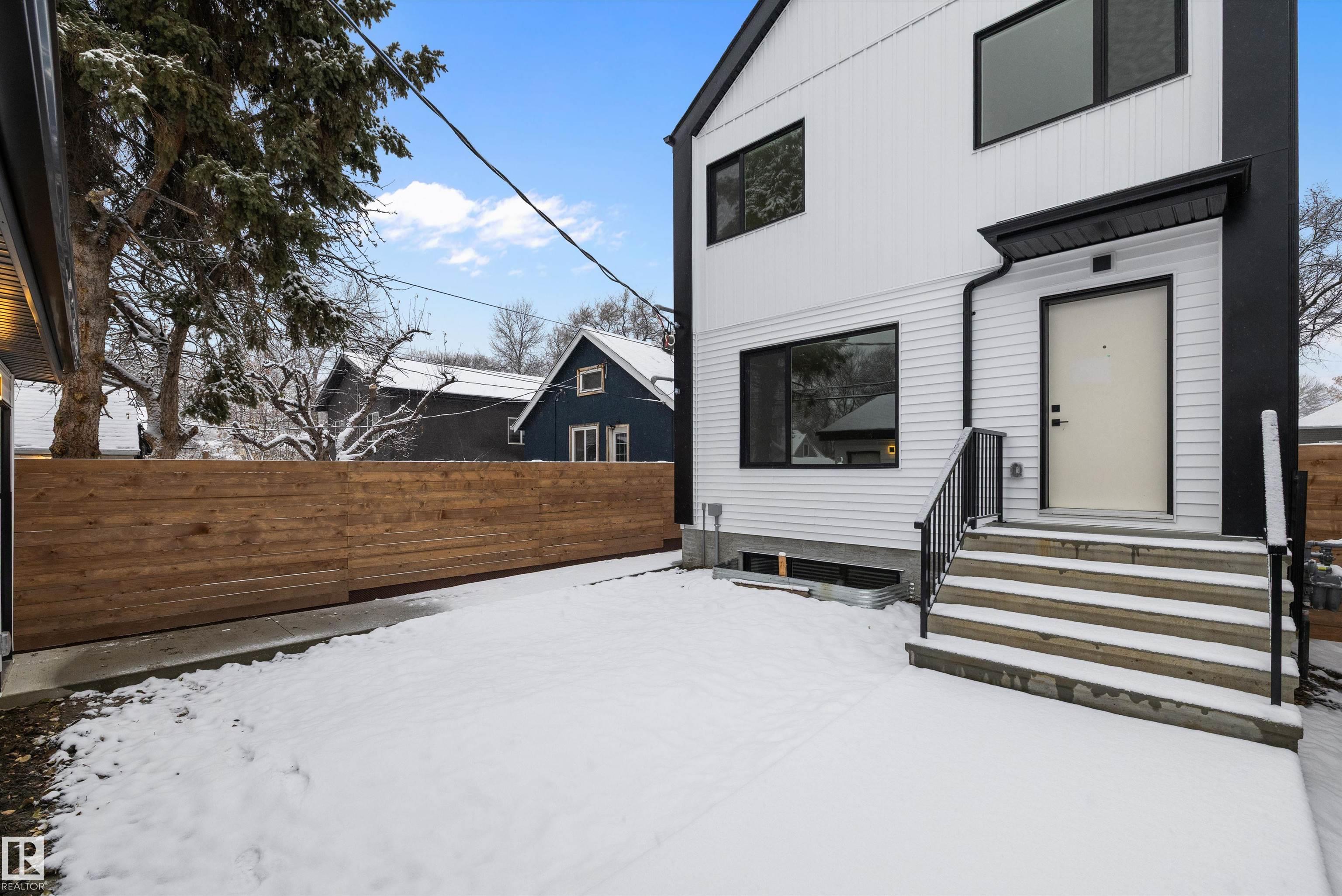 Photo 6 at 11418 96 Street NW, Alberta Avenue, Edmonton