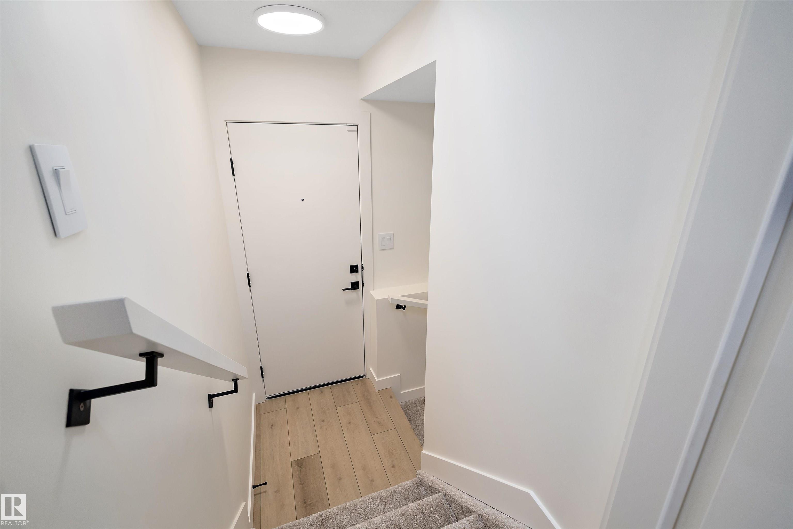 Photo 9 at 11418 96 Street NW, Alberta Avenue, Edmonton