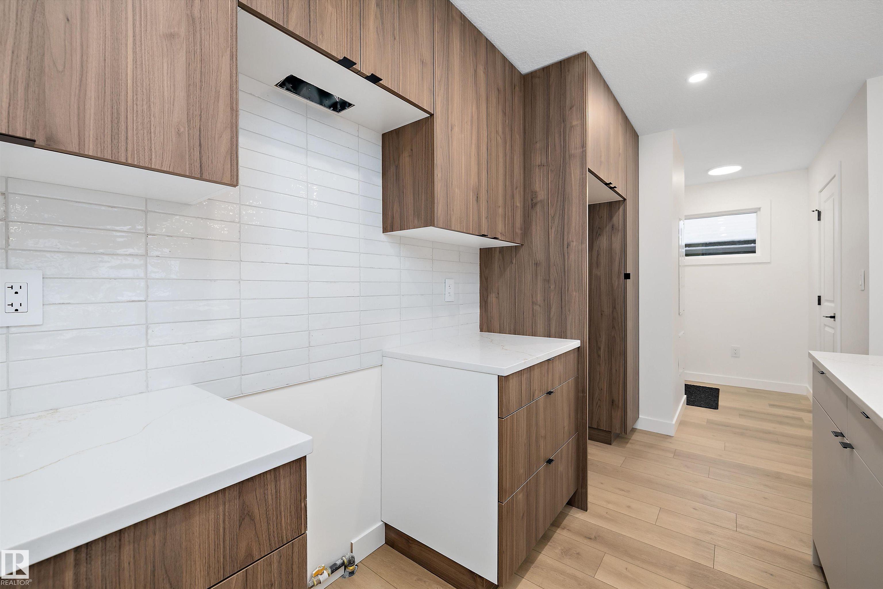 Photo 39 at 11918 93 Street NW, Alberta Avenue, Edmonton